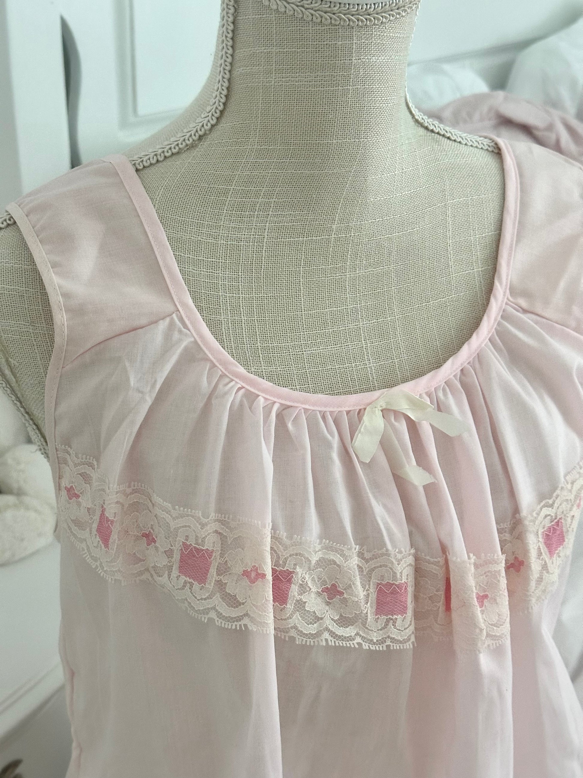 Authentic 1970s Pink Floral Babydoll Top Size: XS/S (Tagged M)