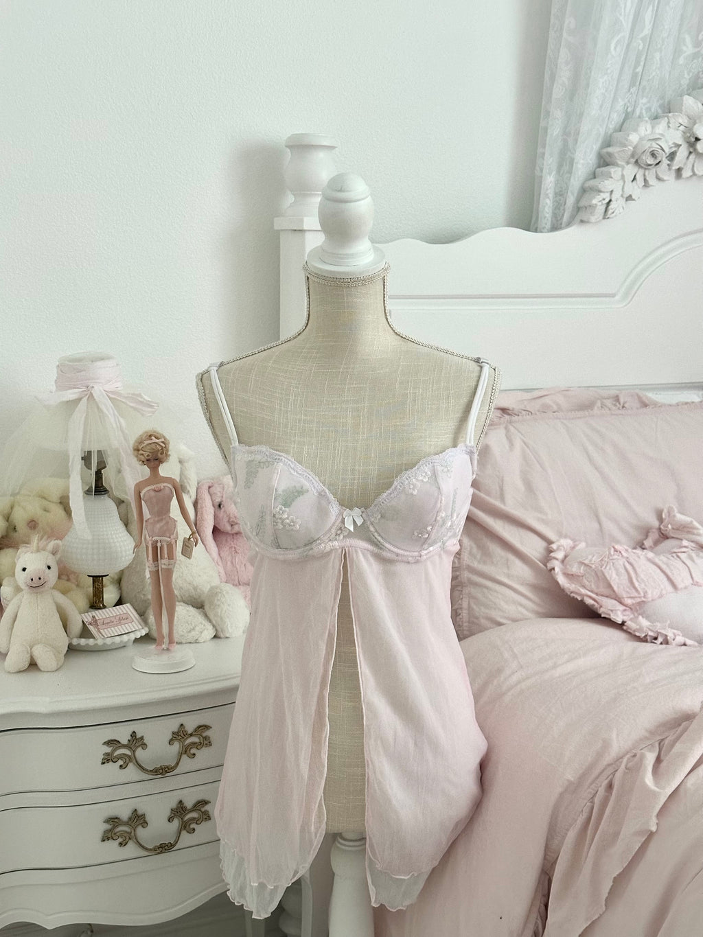Vintage Rampage Pink Floral Embroidered Babydoll Top Size: 36B/M