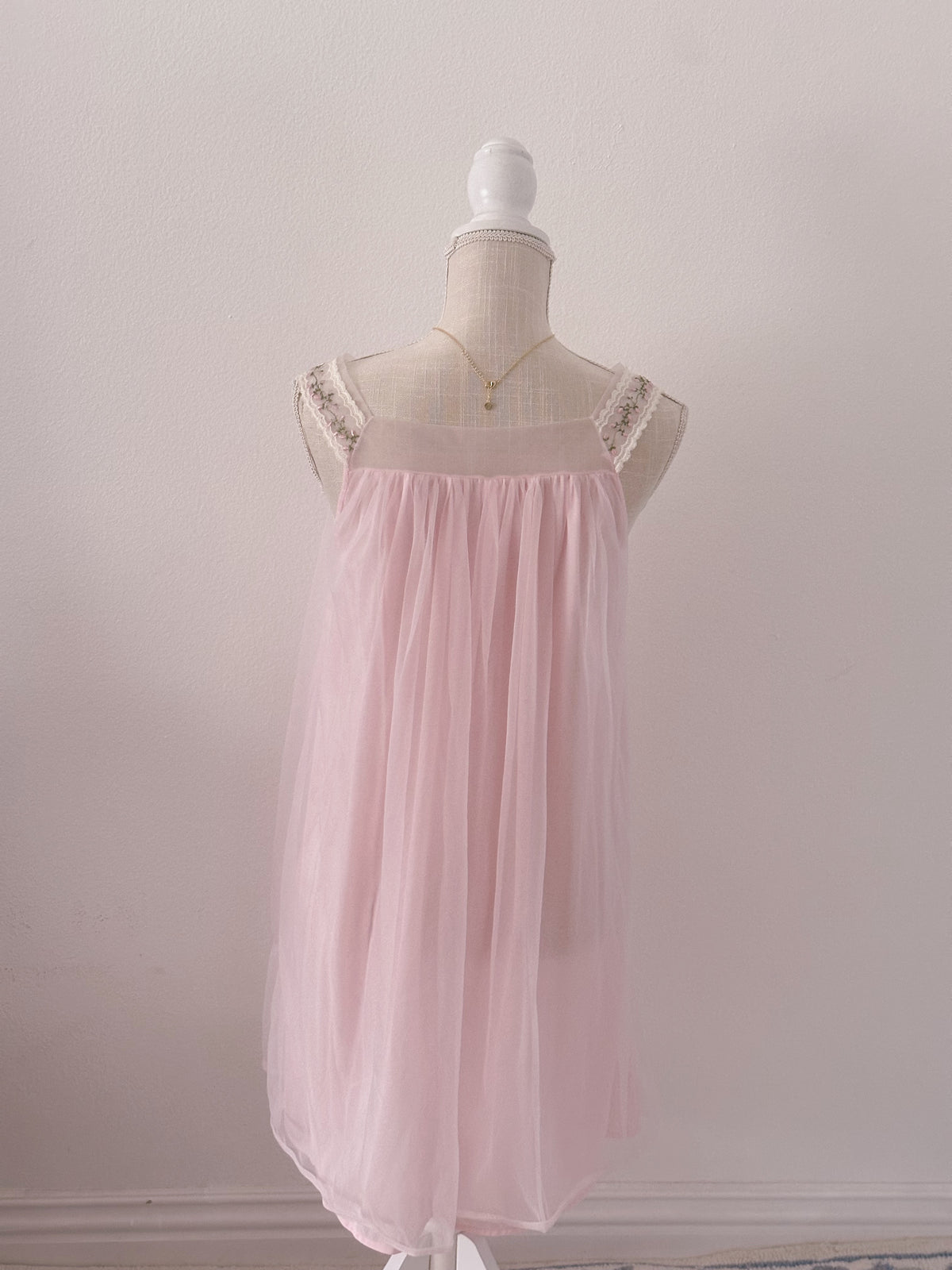 Vintage 1960s Pink Babydoll slip dress nightgown size: M