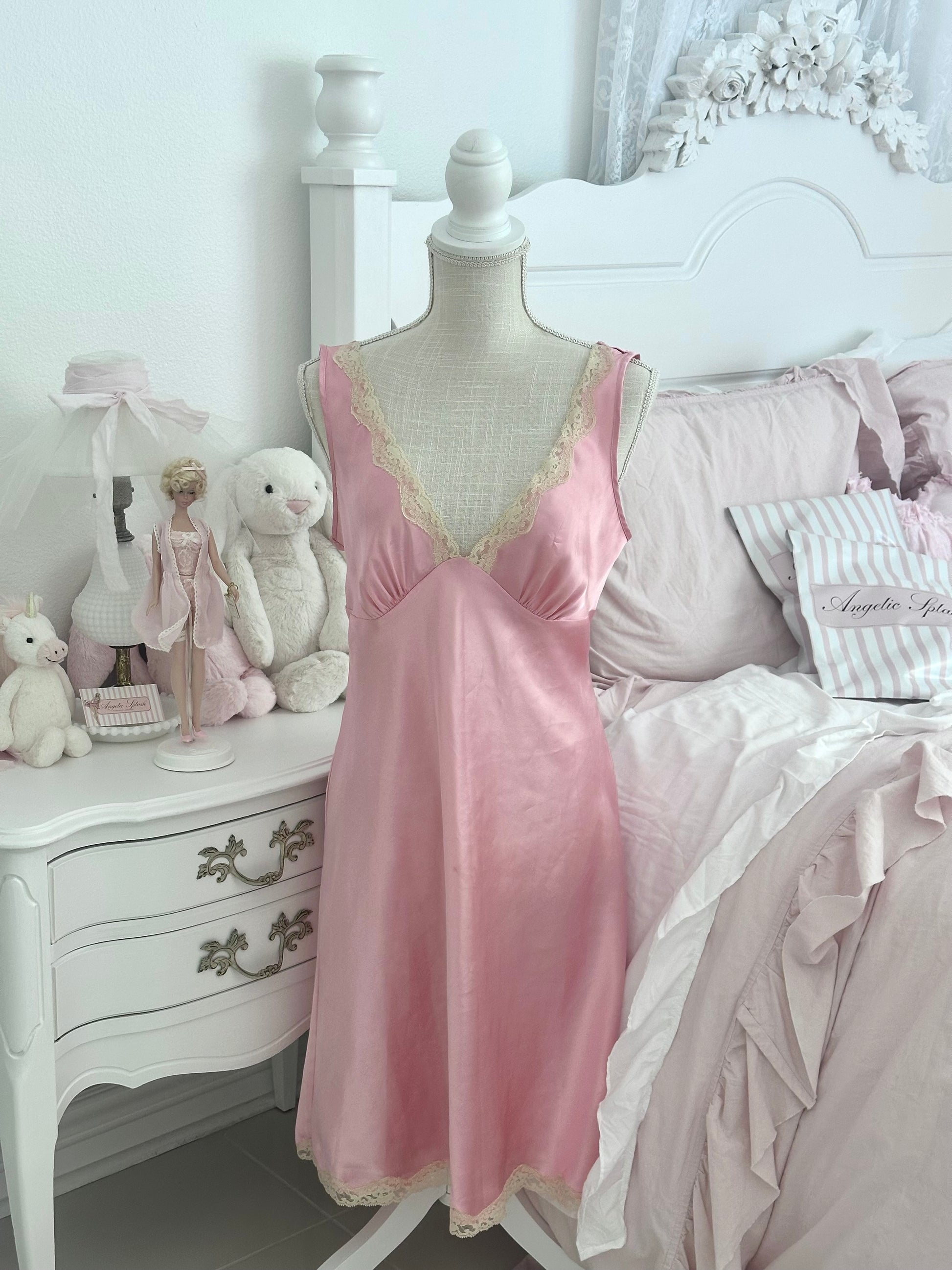 Vintage 2005 Victoria’s Secret Pink Slip Dress with Nude Lace Trim Size: M