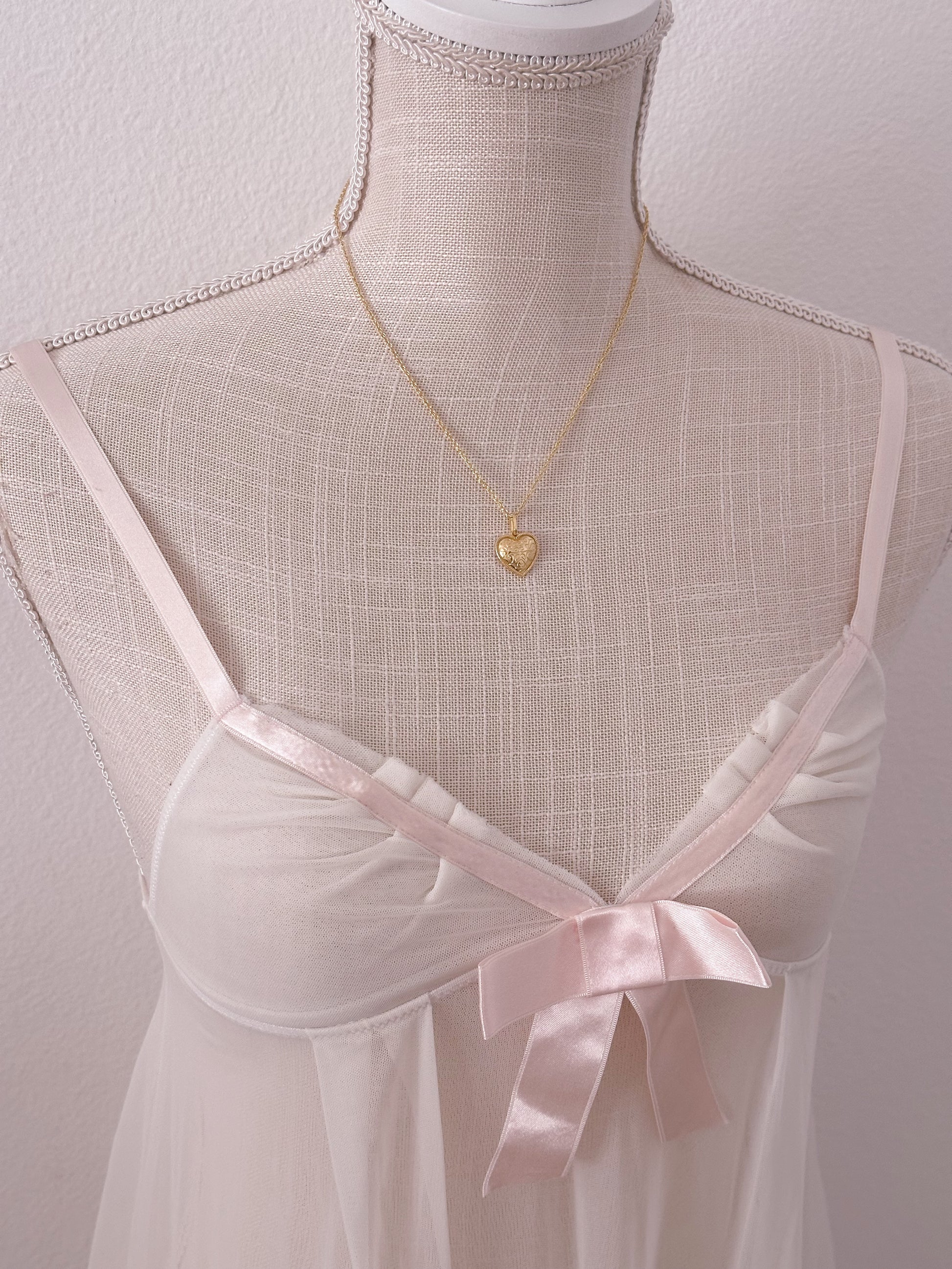 Sabrina Carpenter Vintage Victoria's Secret white and baby pink babydoll slip dress size: xs