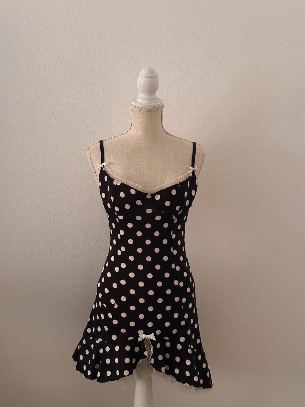 NWTS Victoria's Secret vintage black polka dot slip dress