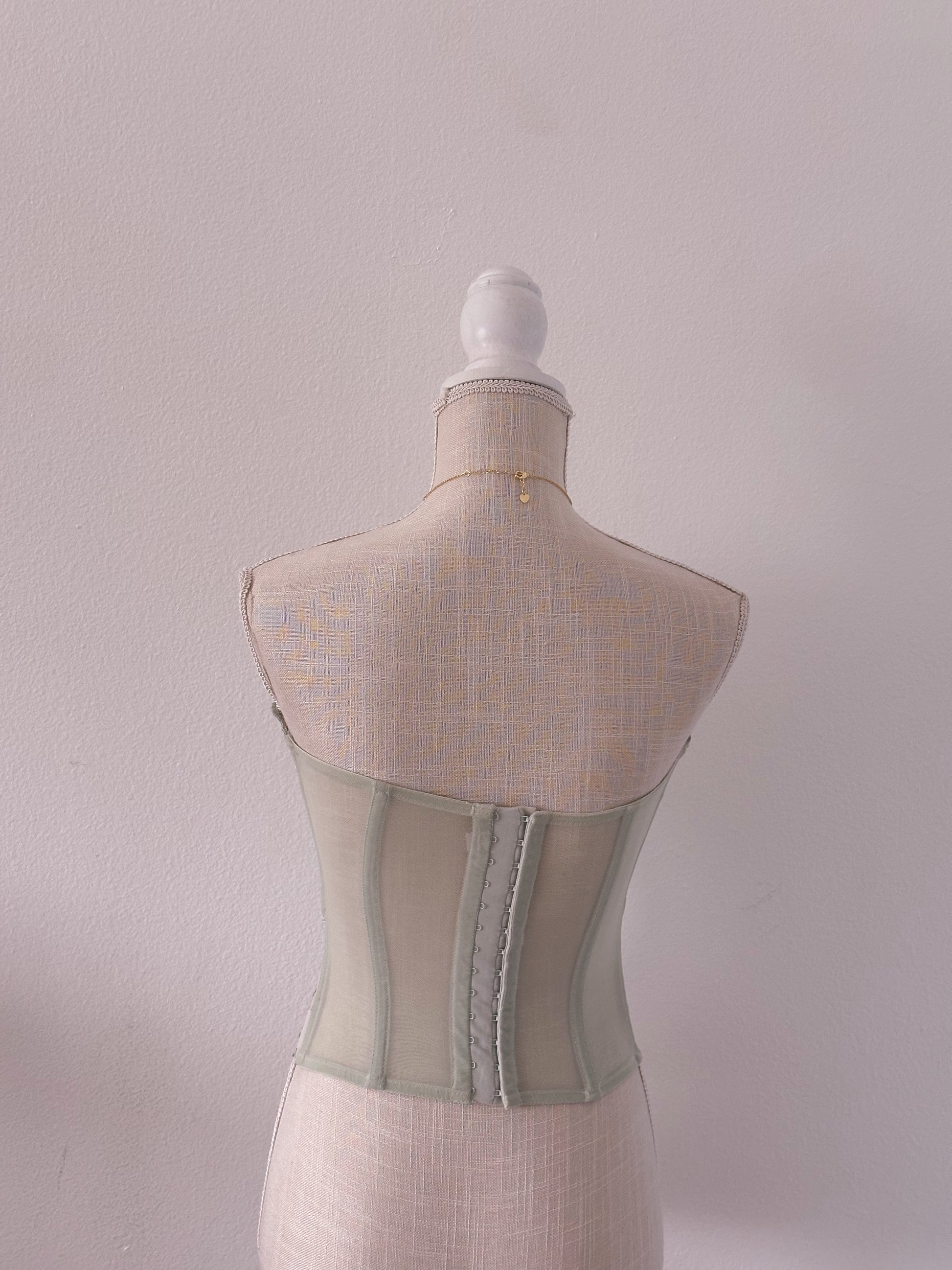 Vintage Victoria's Secret green corset top from 2002 Size: S