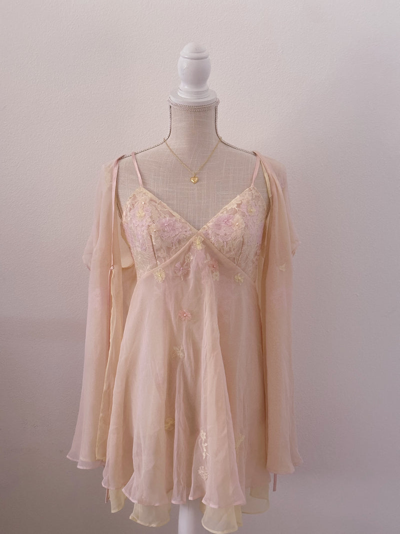 Vintage 1990s Victoria's Secret shabby chic babydoll and robe set size: S/M