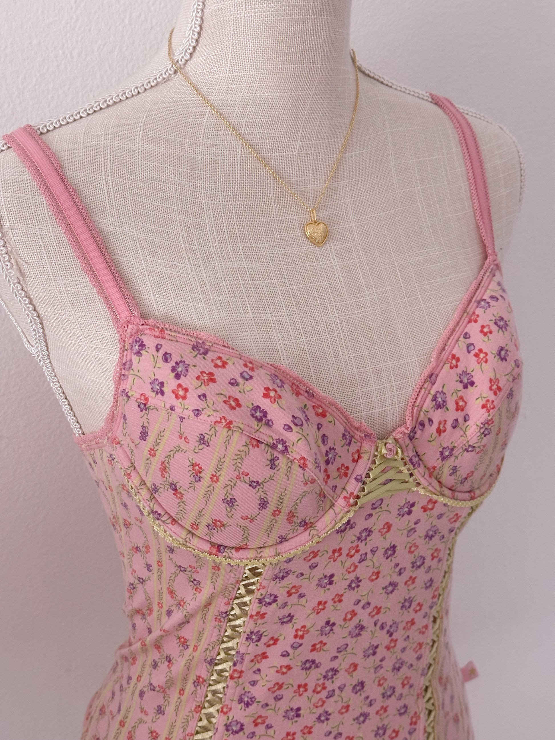 Vintage y2k shabby chic corset bustier cami top size: M
