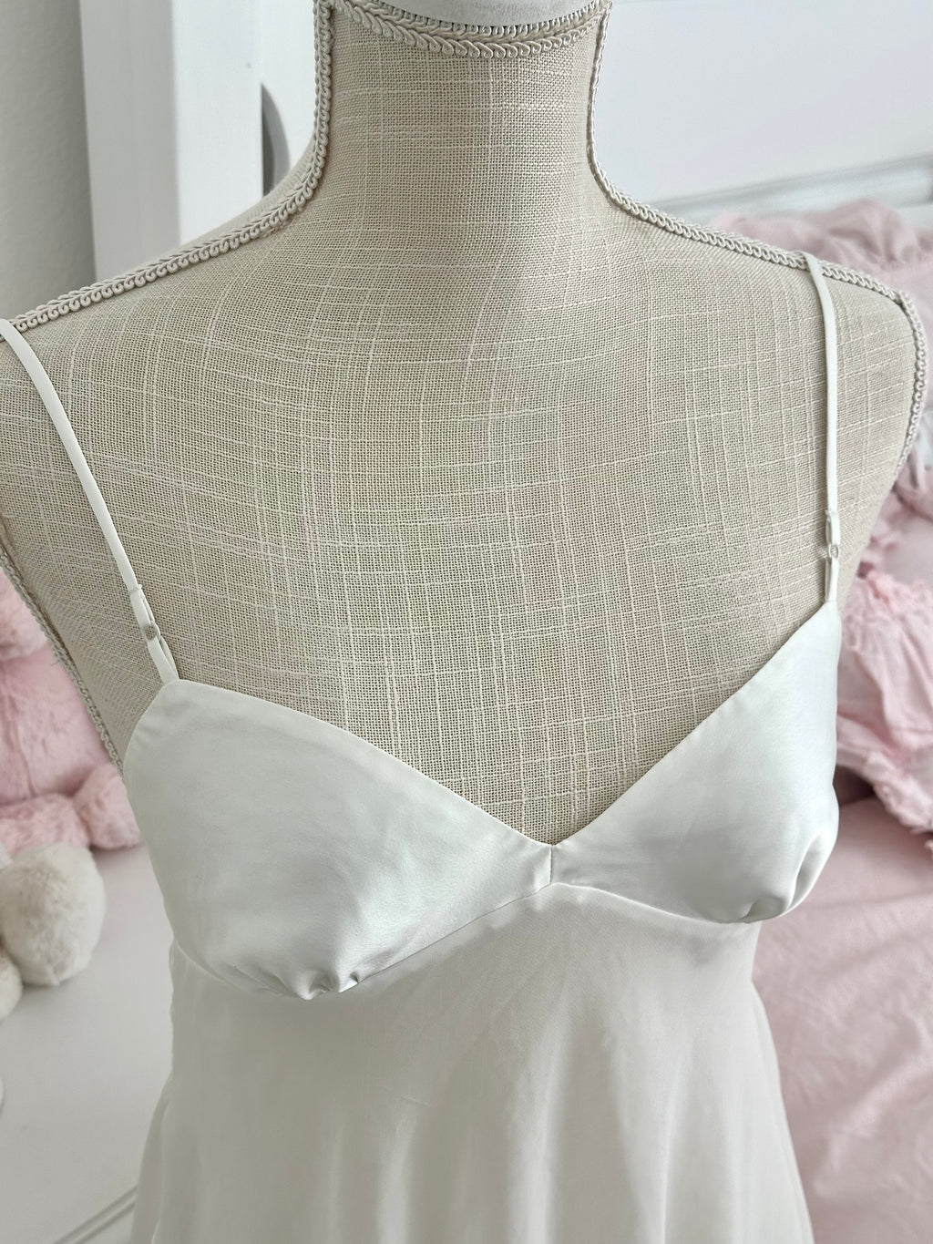 Vintage 2000 Victoria’s Secret White Sheer Open Back Babydoll Slip Dress Size: XS