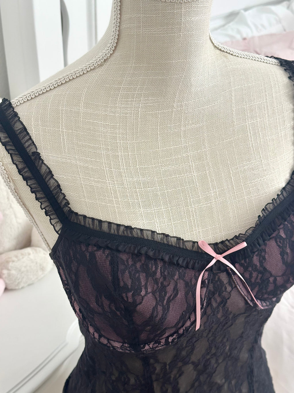 Vintage 2005 Victoria’s Secret Black & Pink Bustier Cami Top Size: L