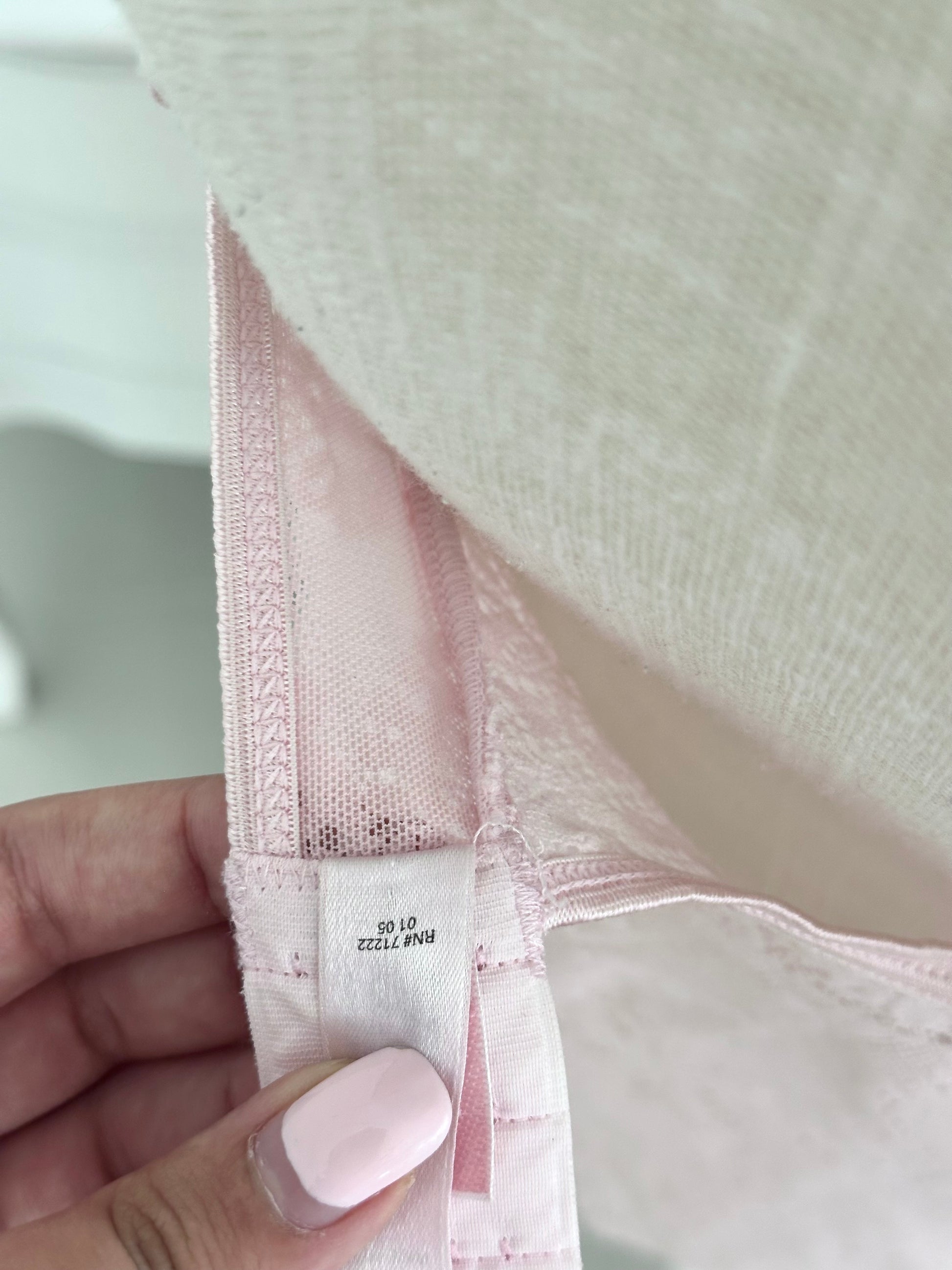 Vintage 2005 Victoria’s Secret Pink Tiered Shabby Chic Babydoll Top Size: 36B (Fits 34C)