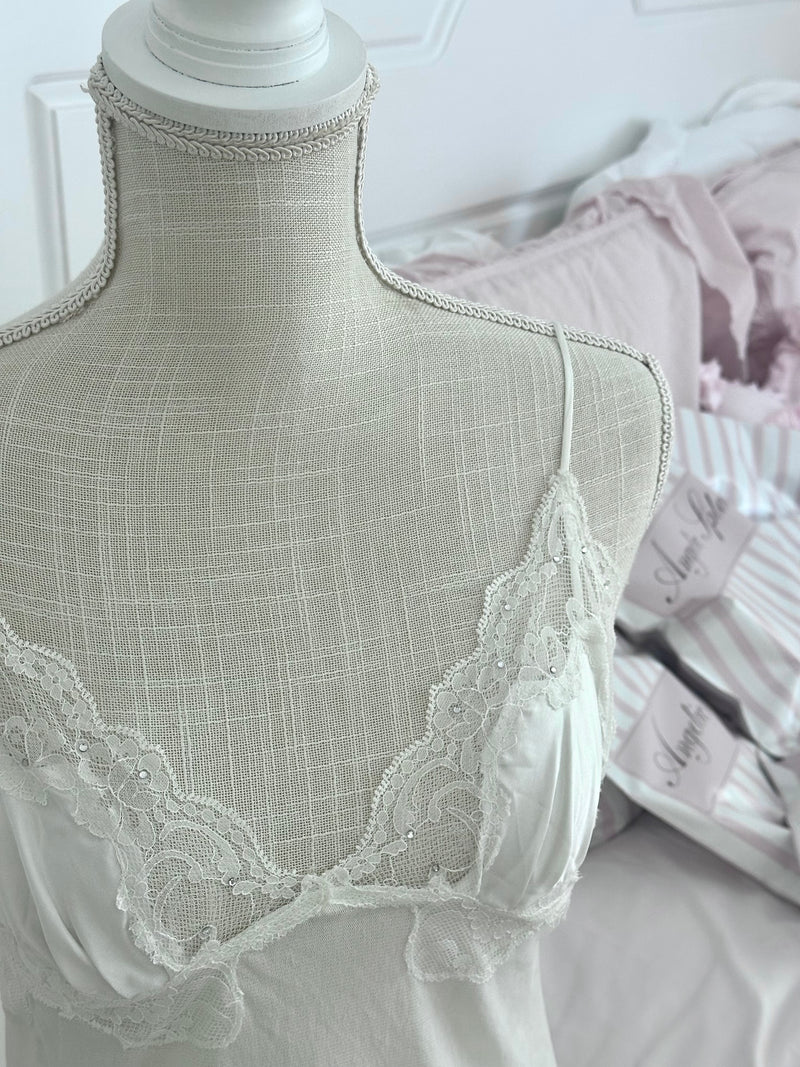 Vintage 2003 Victoria’s Secret White Lace Crystal Babydoll Cami Top Size: XS