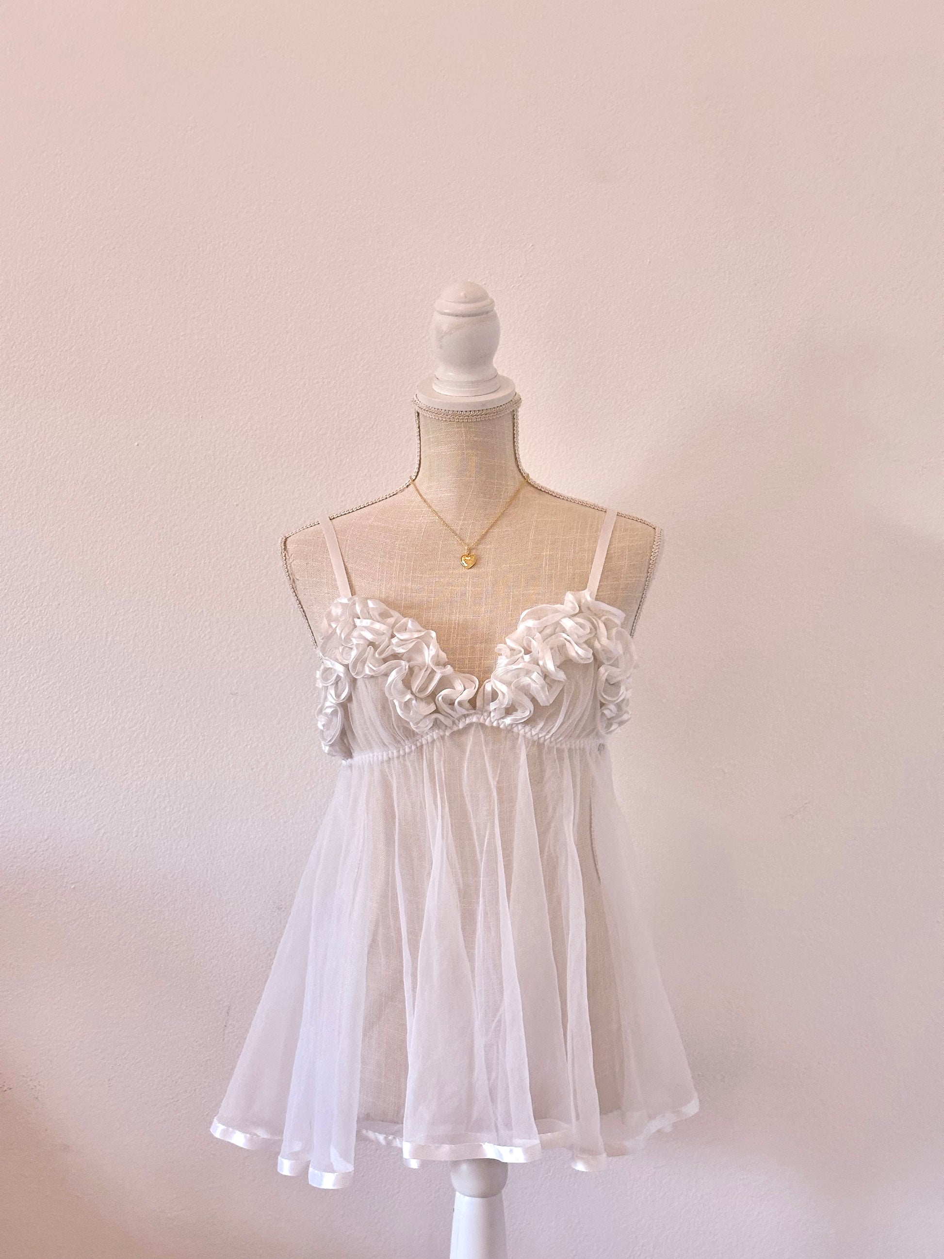 Vintage 1990s Fredricks of Hollywood white sheer babydoll top size: M