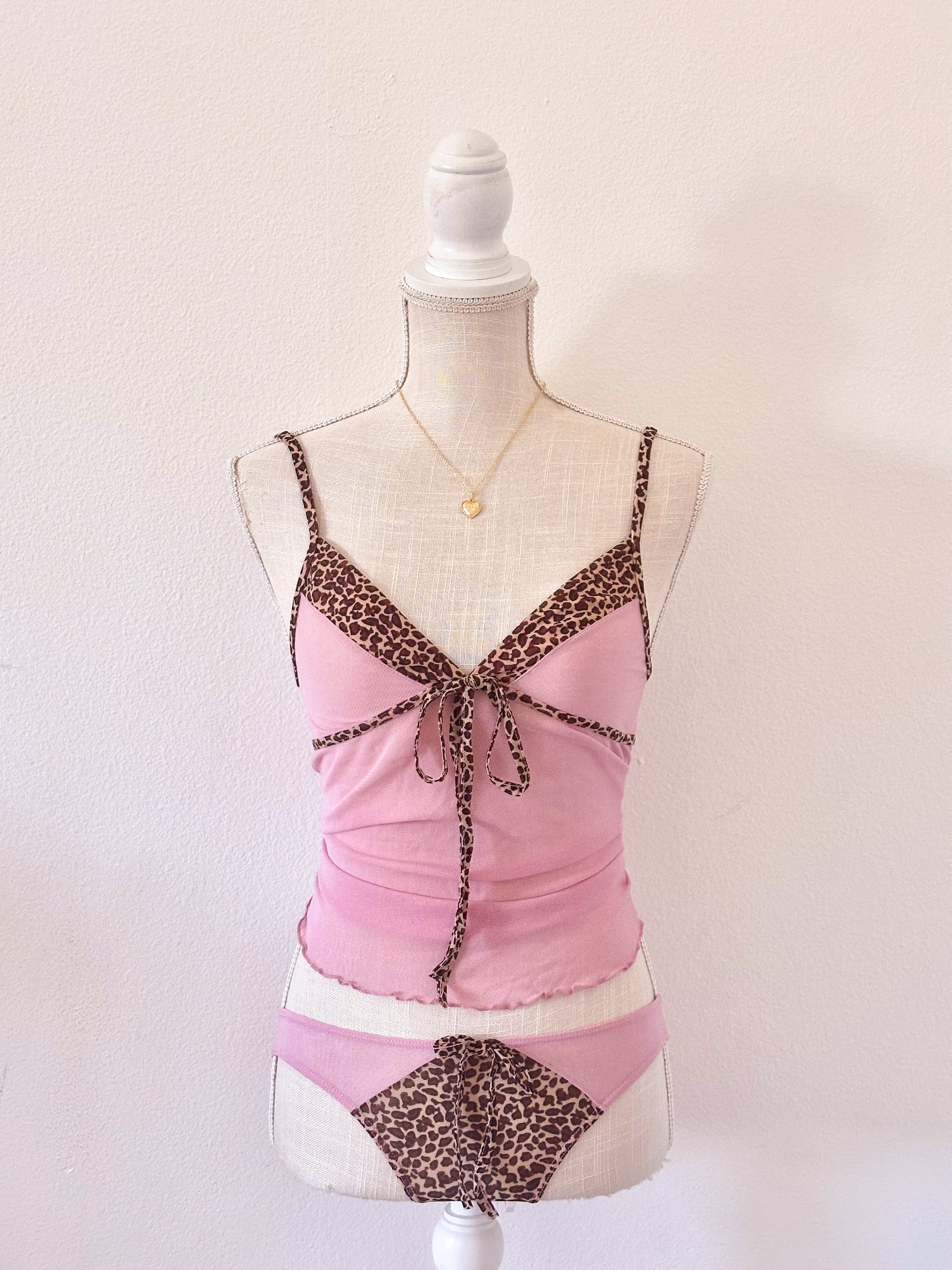 Vintage Y2K Rampage Pink & Leopard Trim Cami Two-Piece Set Size: M