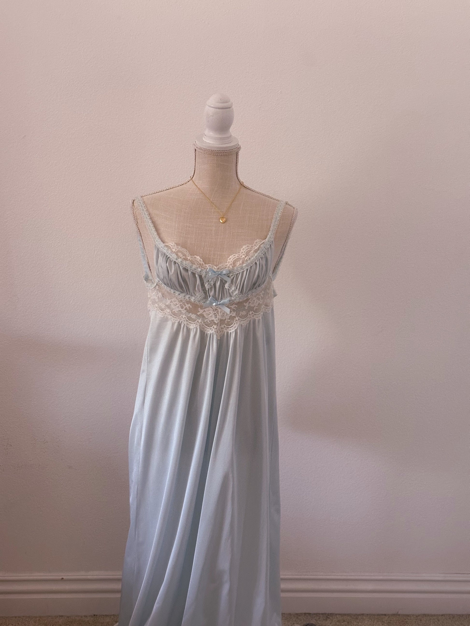 Vintage 1950s Wendy darling blue nightgown Size: xs