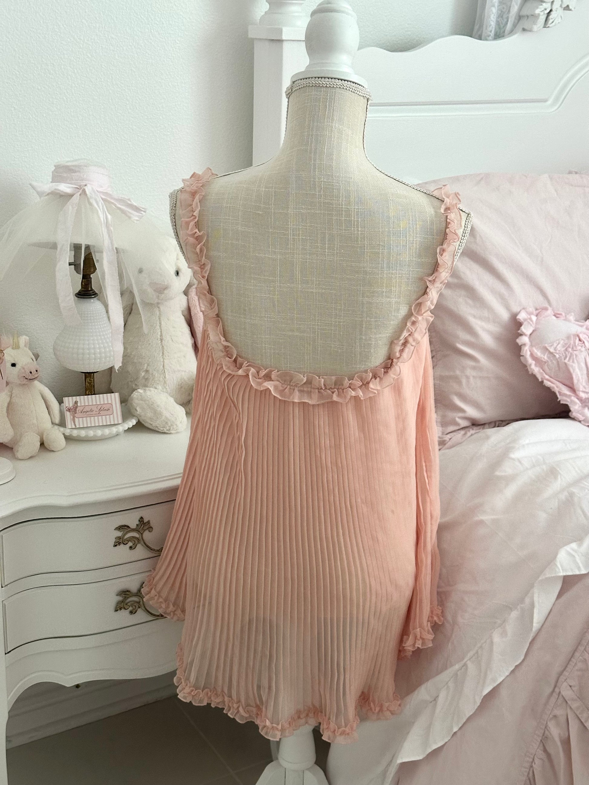 Vintage 2009 Victoria’s Secret Bella Hadid Peach Ruffle Babydoll Dress Size: M
