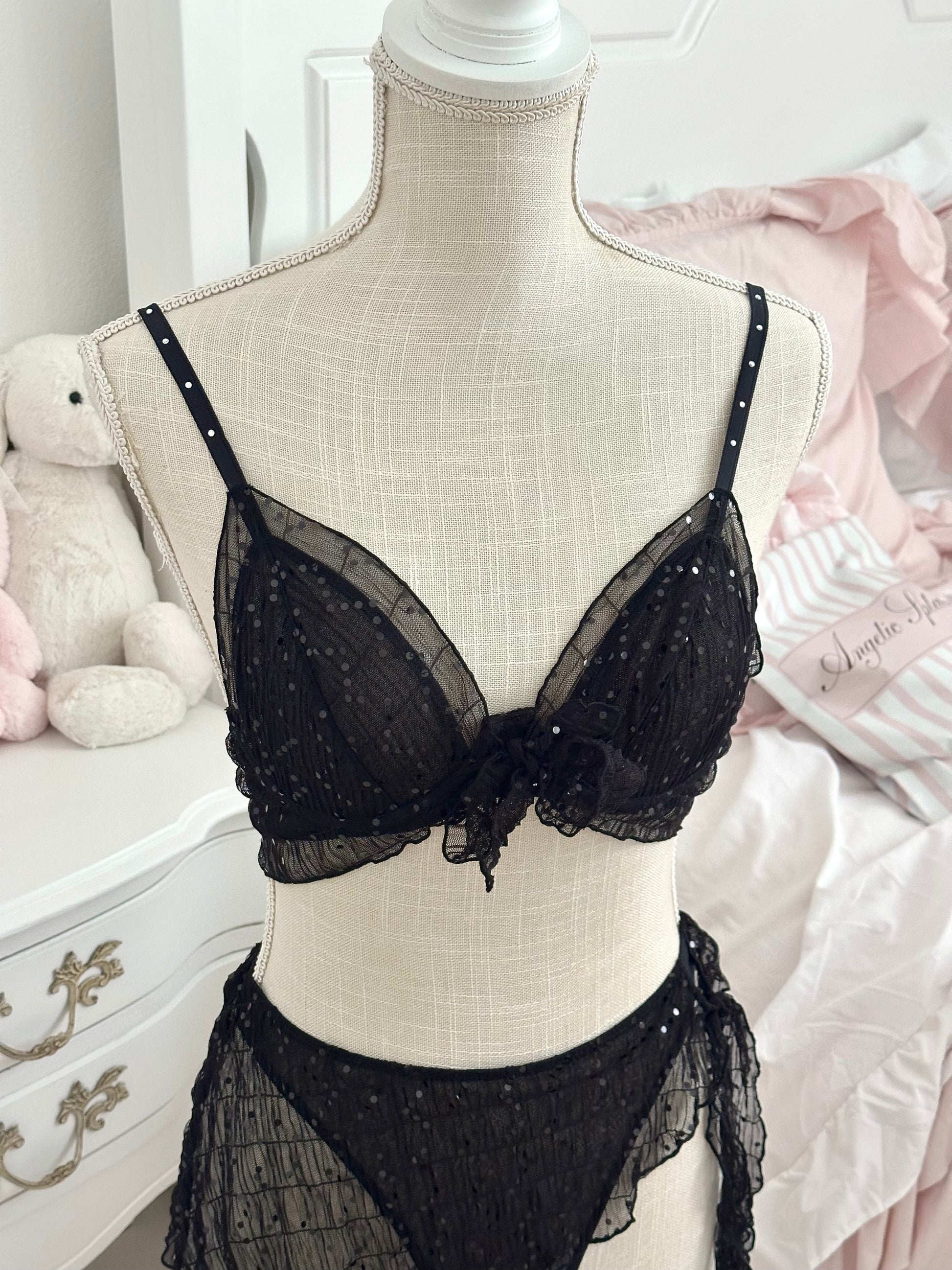 Vintage 2006 Victoria’s Secret Sexy Little Things Black Sequin Set Size: 34B/XS/S