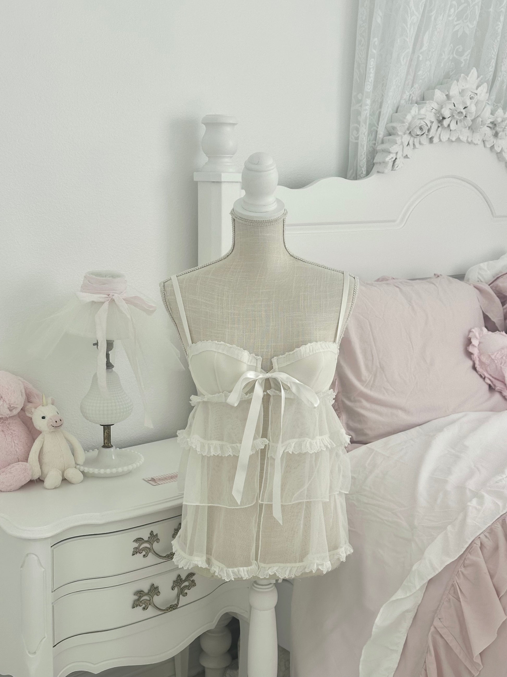 Vintage 2011 Victoria’s Secret Bridal Tiered Shabby Chic Babydoll Top Size: 34B