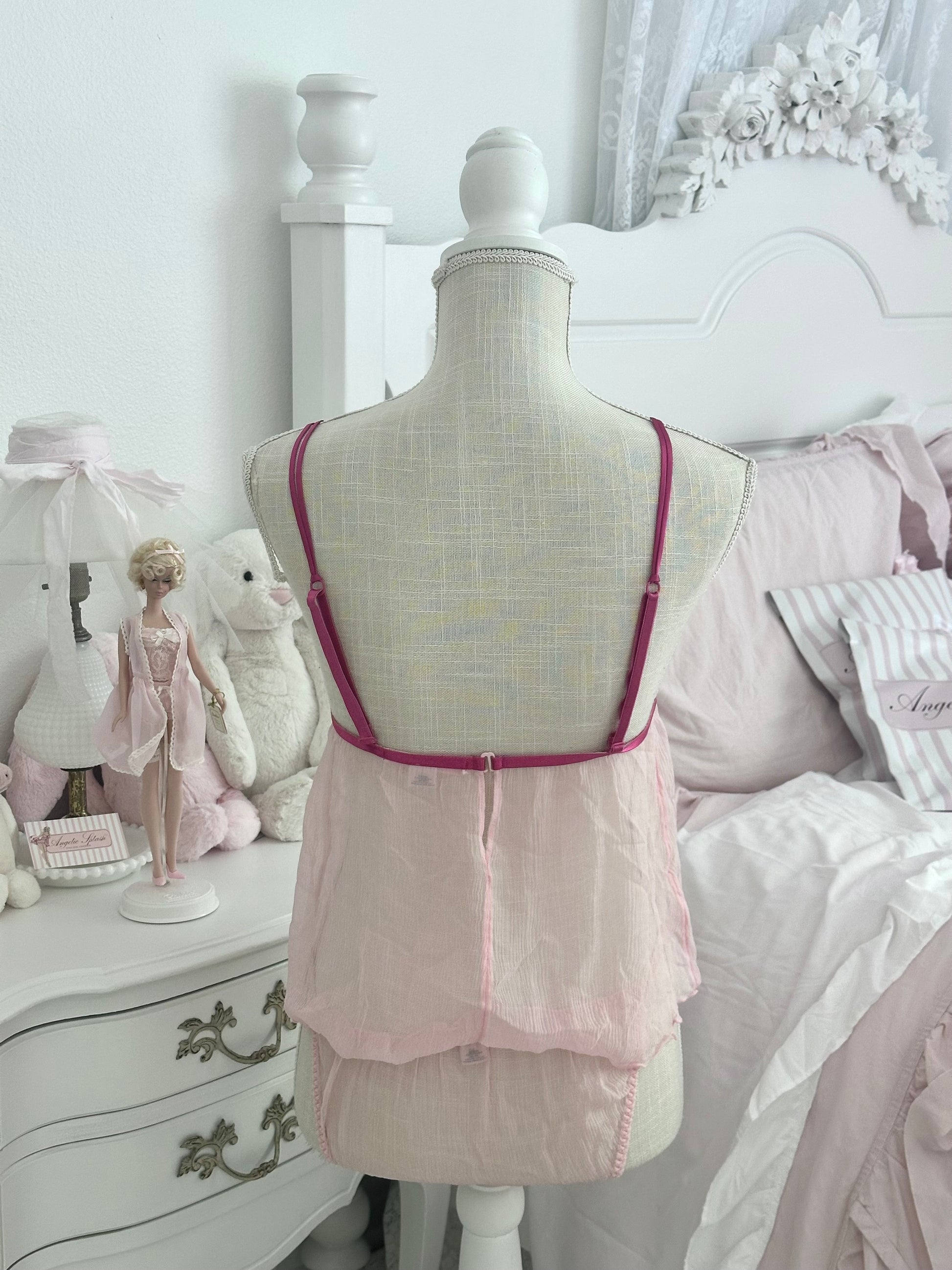 Vintage 2003 Victoria’s Secret Pink Silk Lace Cami Set Size: M
