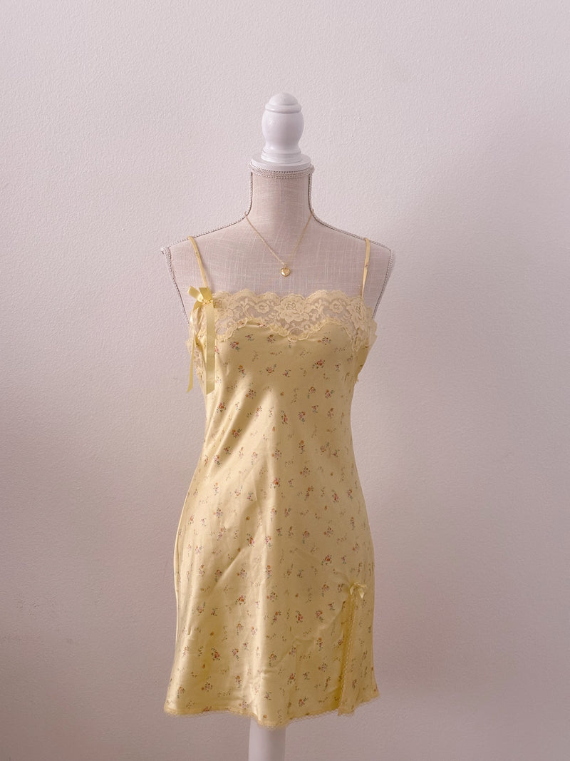Vintage Victoria's Secret yellow floral Pinterest slip dress size: S