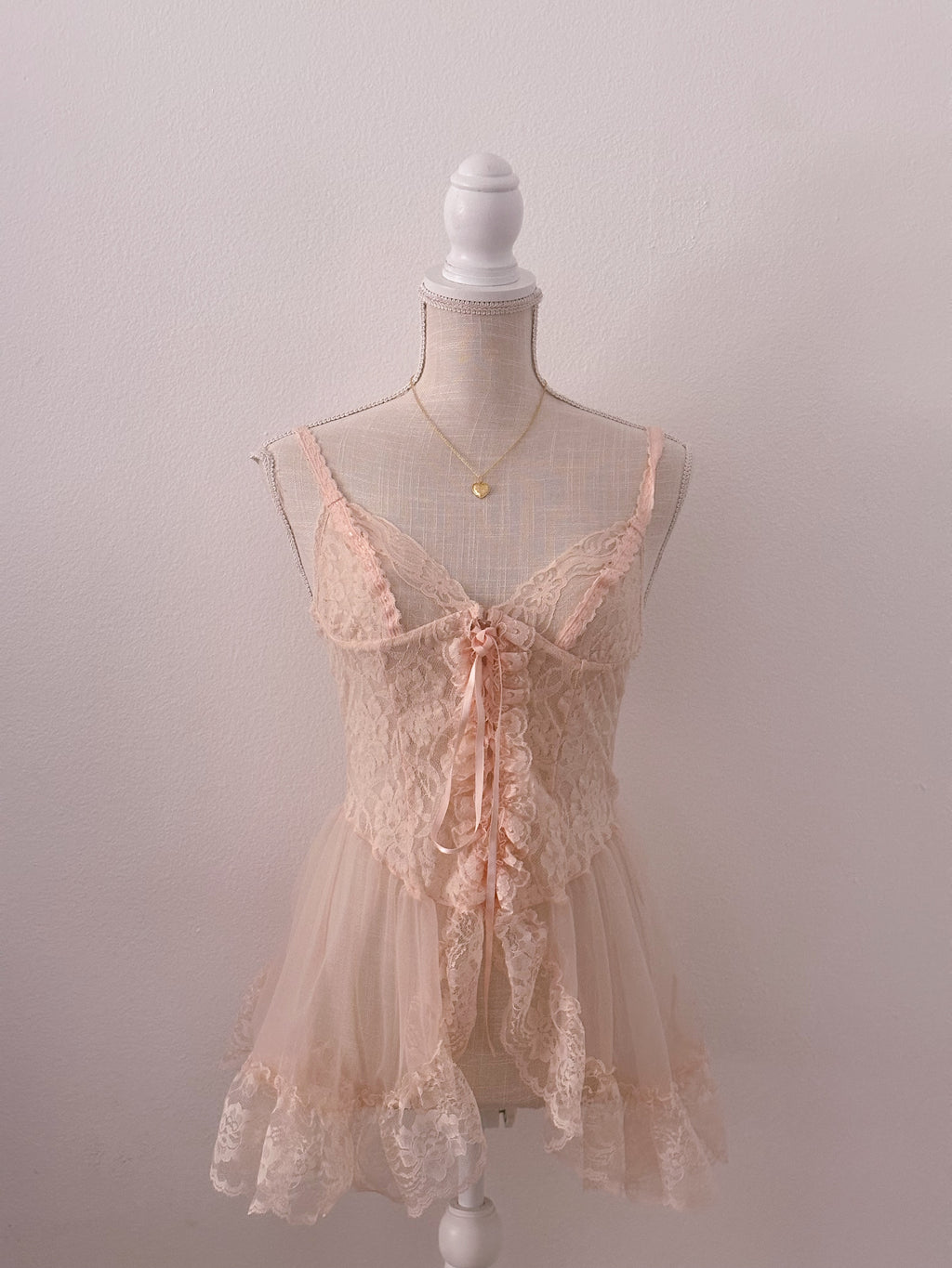 Vintage Fredrick's of Hollywood peach babydoll sheer nightgown slip dress size: S