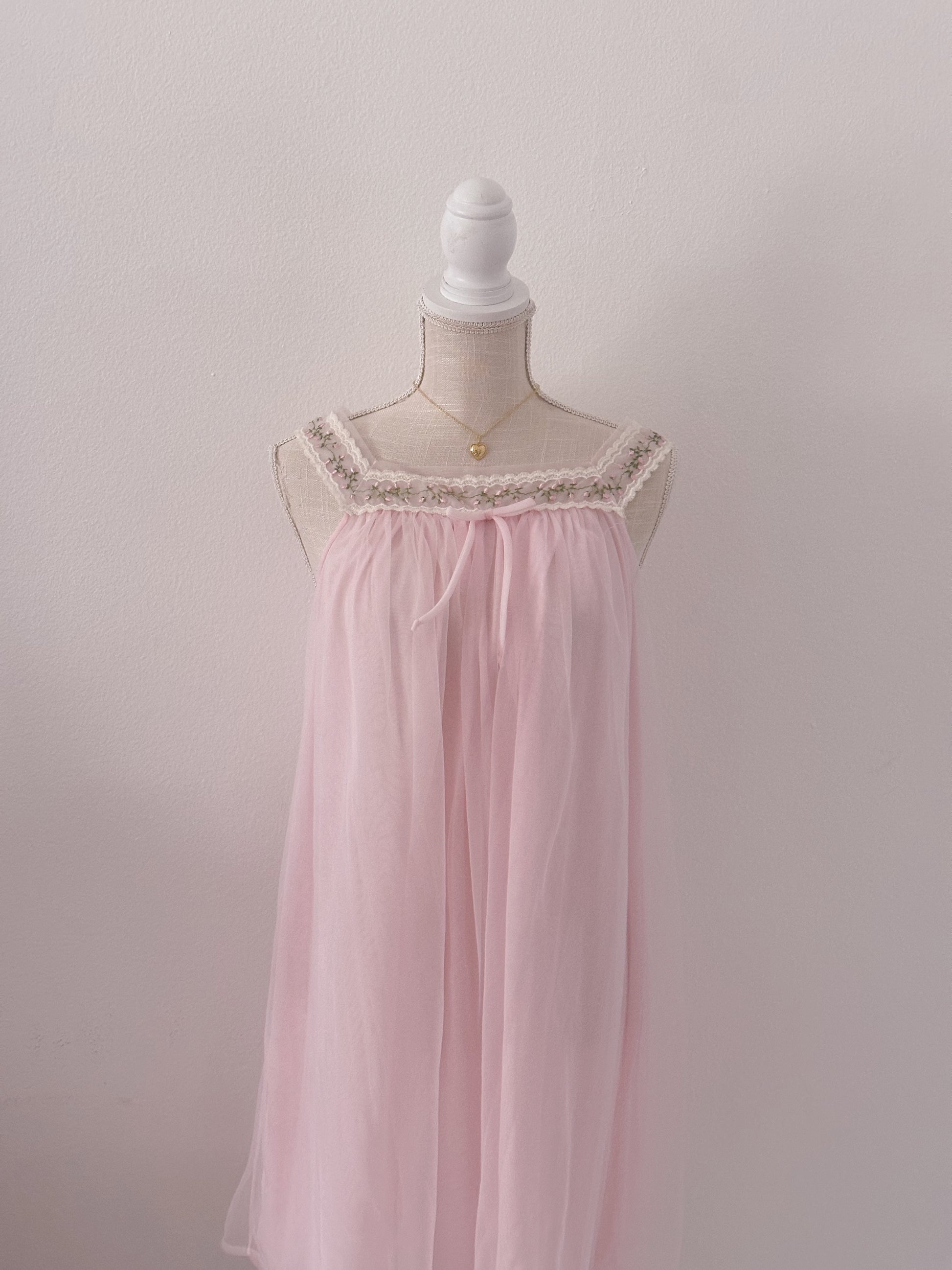 Vintage 1960s Pink Babydoll slip dress nightgown size: M
