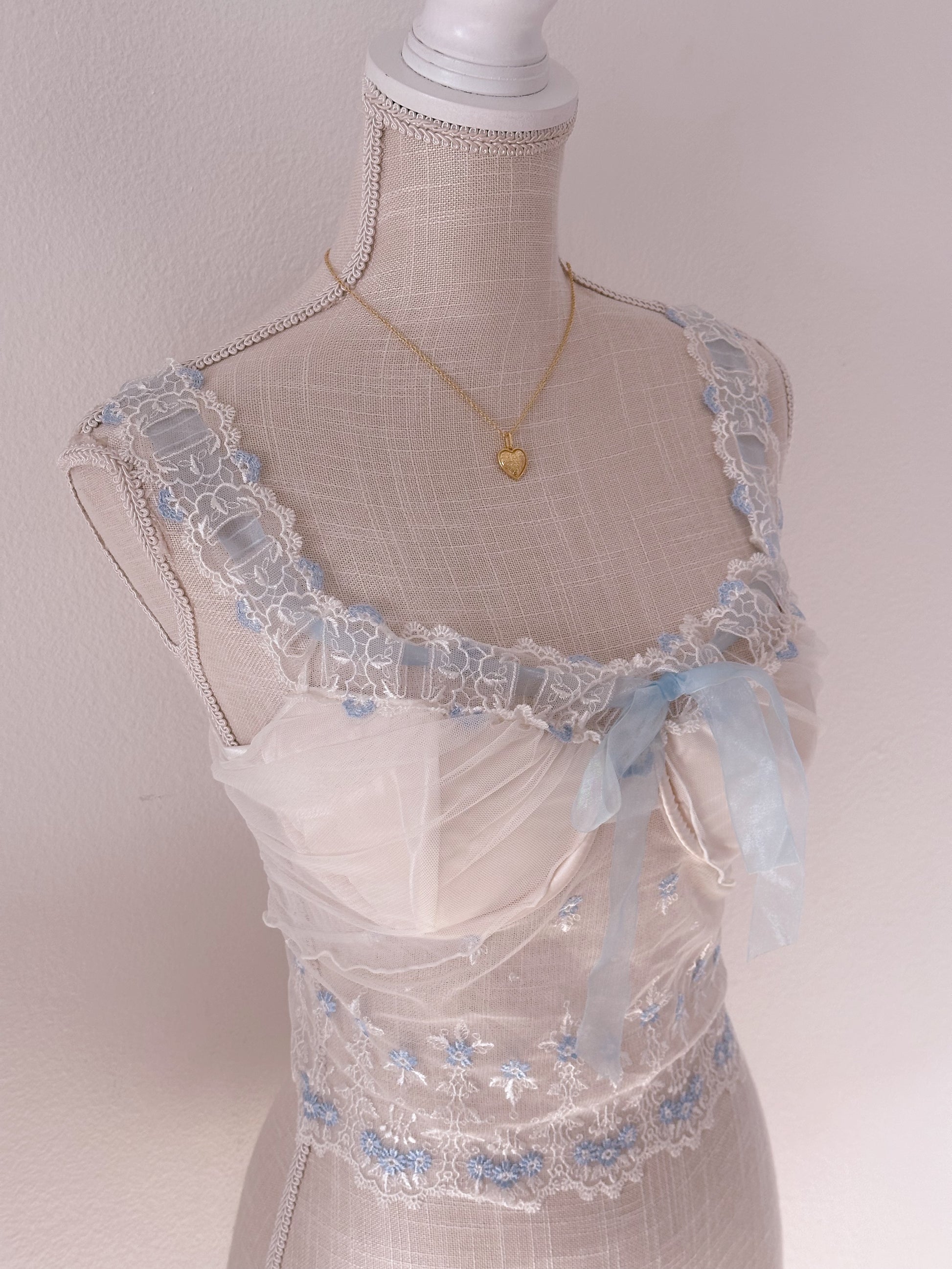Vintage Fredricks of hollywood white and blue corset cami top