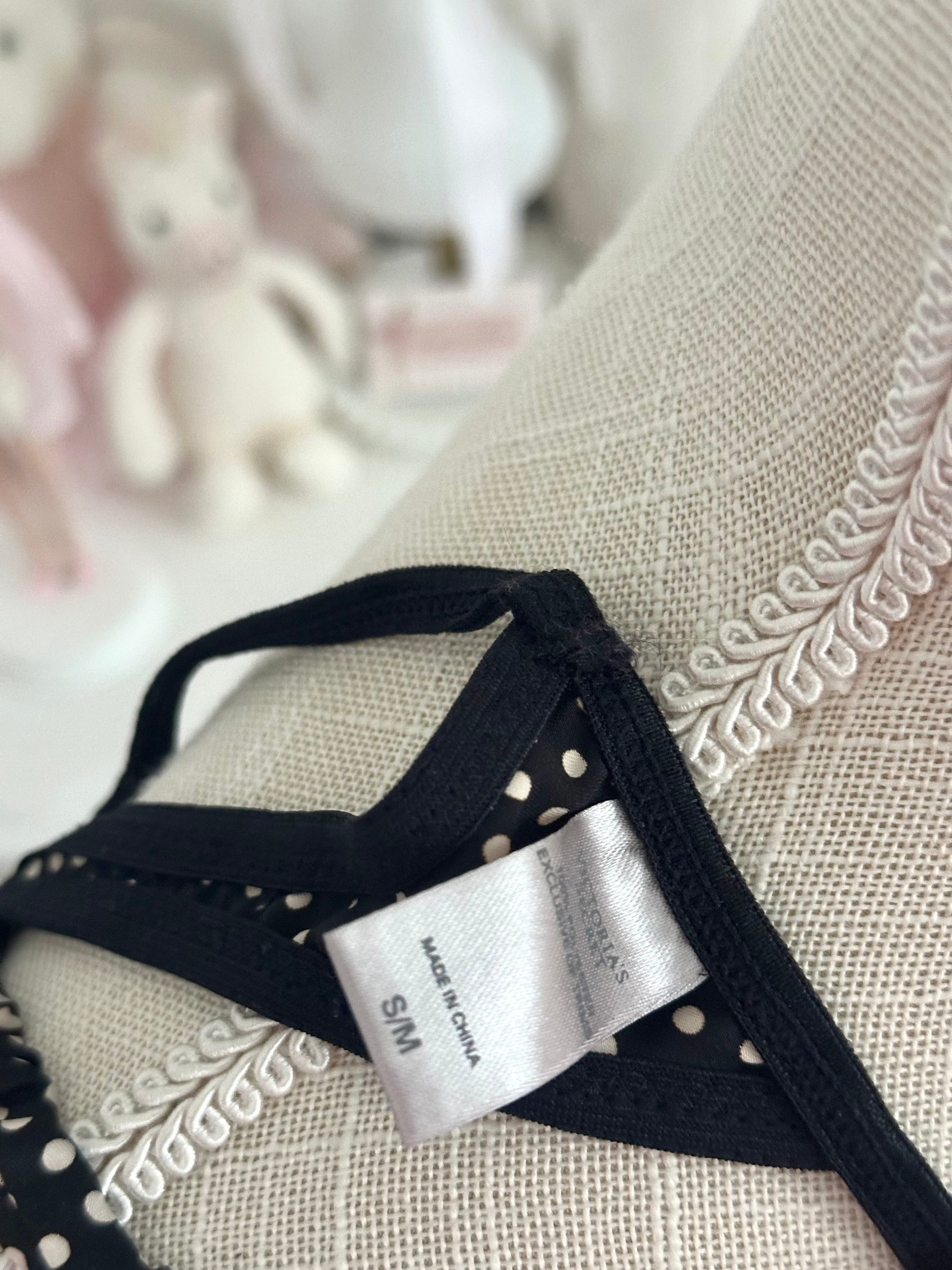 Vintage 2009 Victoria’s Secret Black & Pink Polka Dot Babydoll Set with Thong NWT Size: 34C