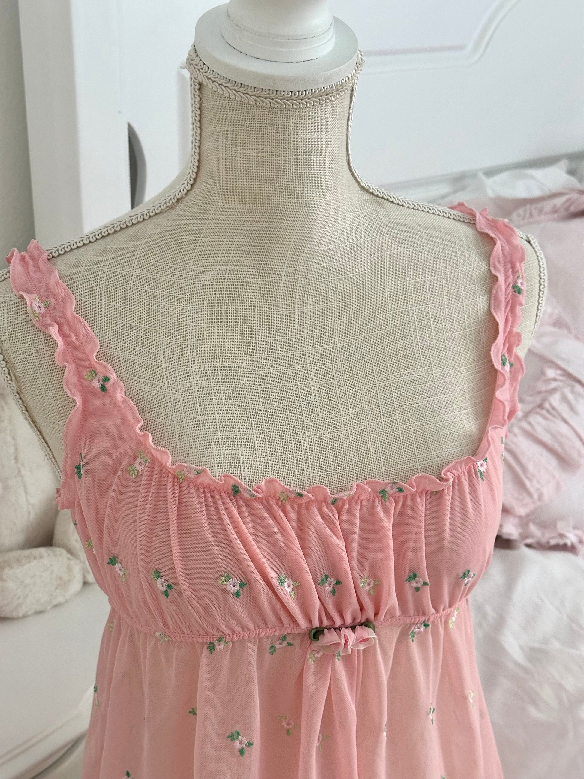 Vintage 2004 Victoria’s Secret Pink Milkmaid Cami Top Size: L