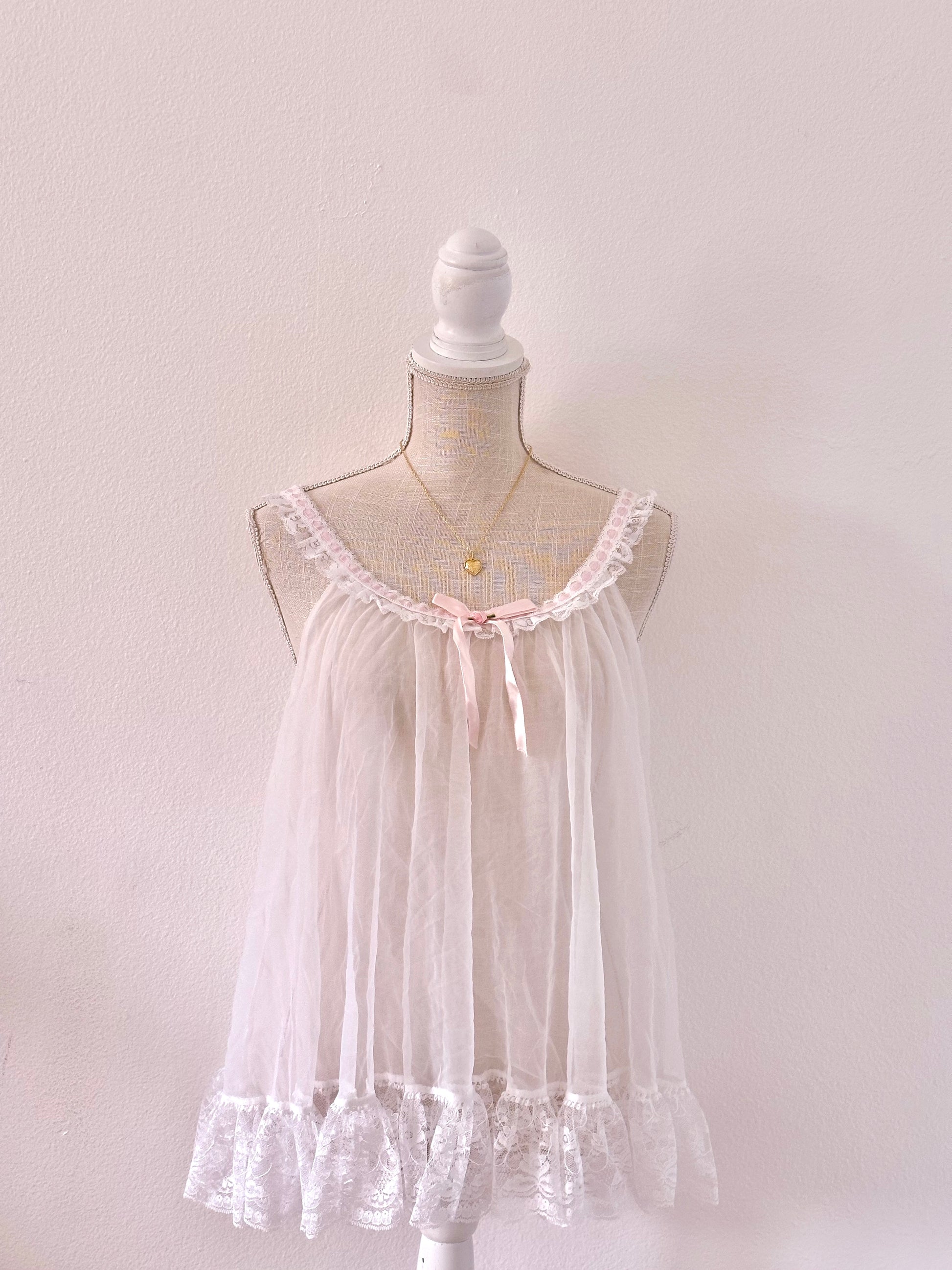 Vintage authentic 1950s Tosca white & pink babydoll lingerie Size: M