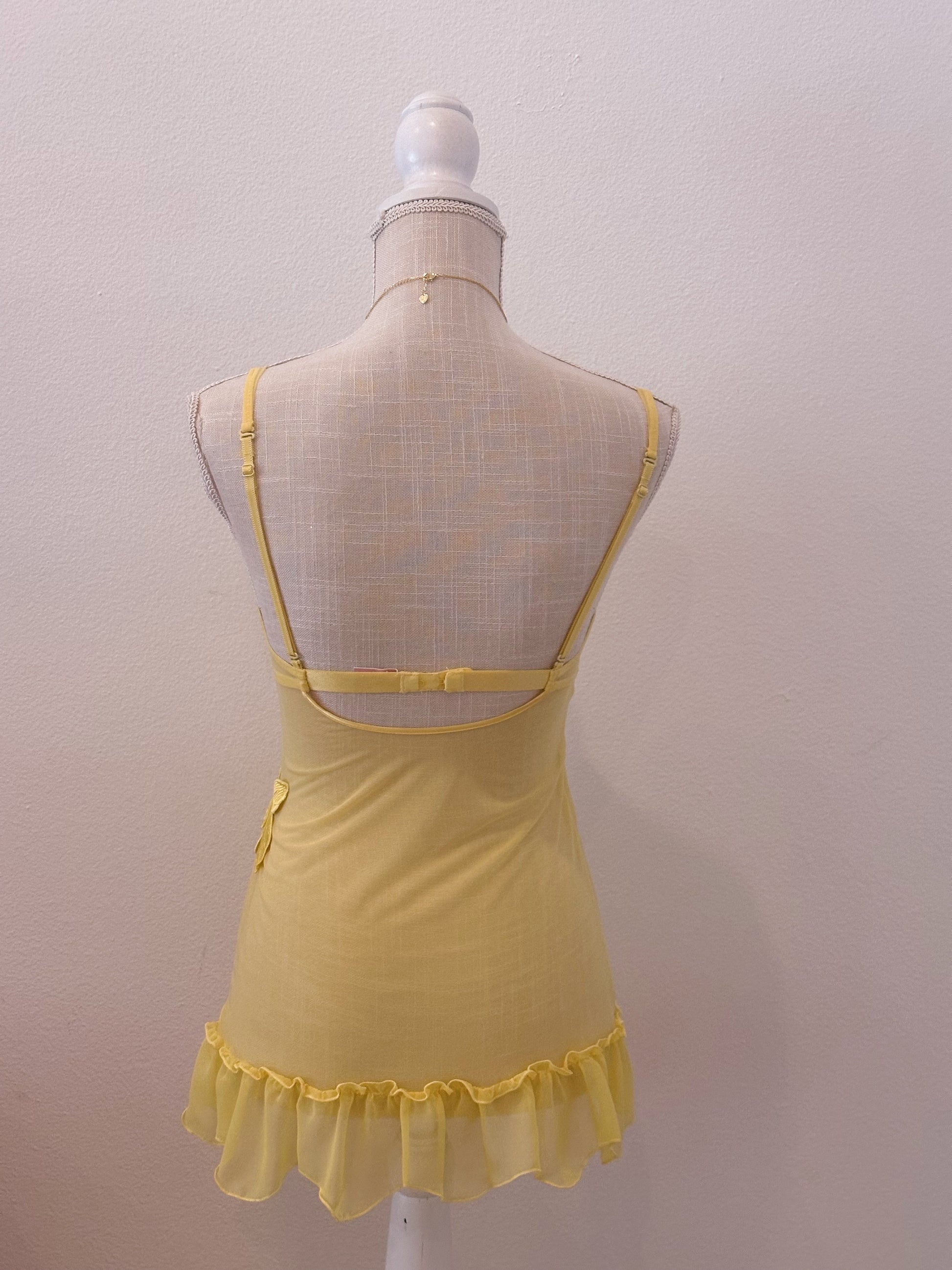 Victoria's Secret vintage yellow three-piece set Size: 34 B