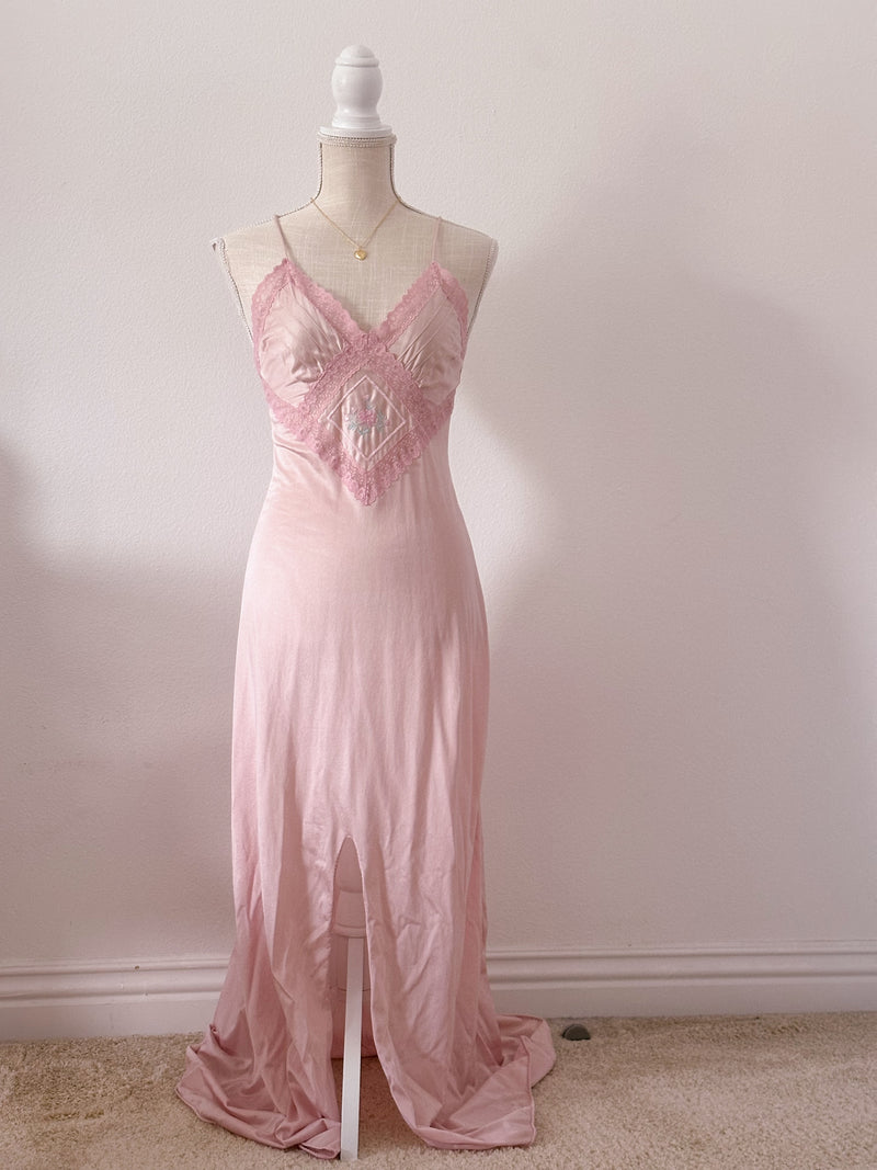 Vintage 1970s pink nightgown
