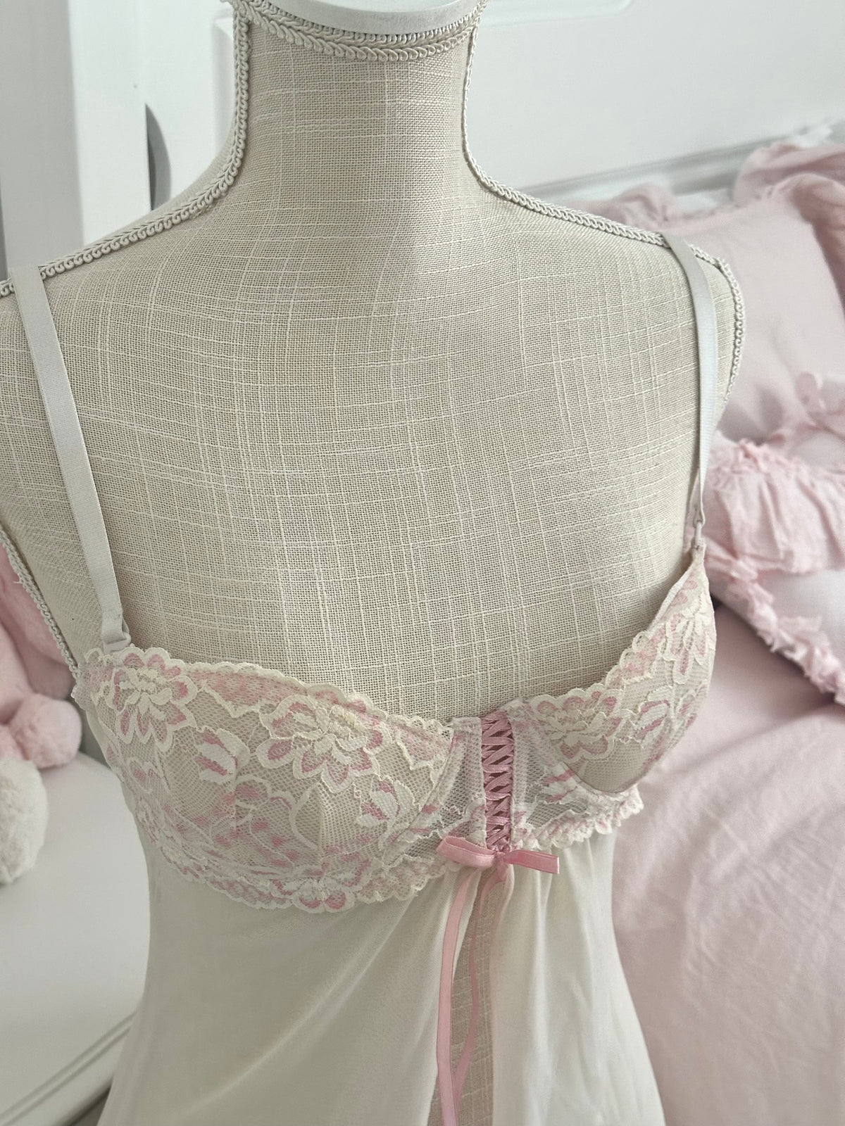 2000s Native Intimates White & Pink Floral Sheer Babydoll Top Size: 34C