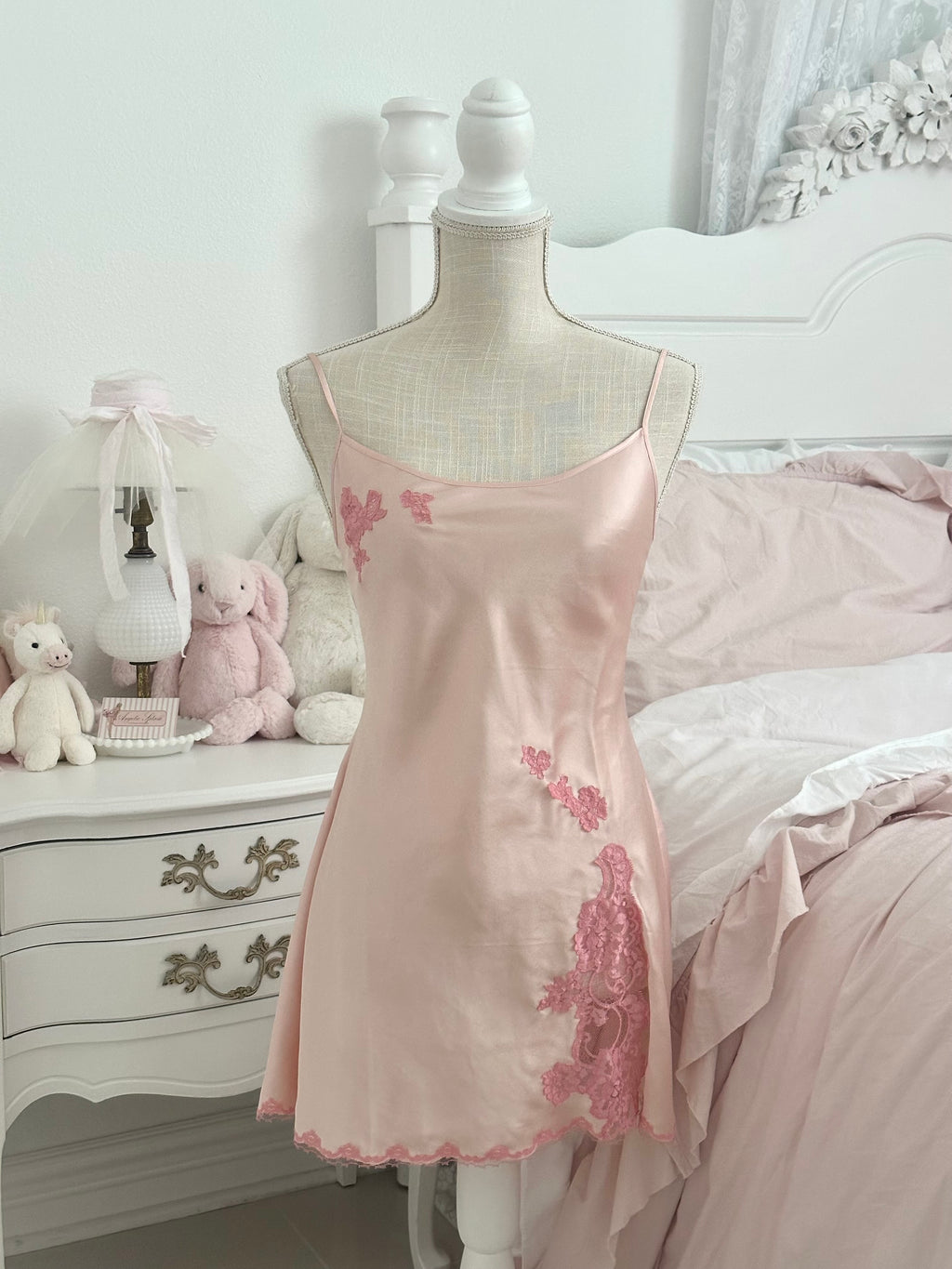 Vintage 2003 Victoria’s Secret Pink Slip Dress Size: M (Fits S)