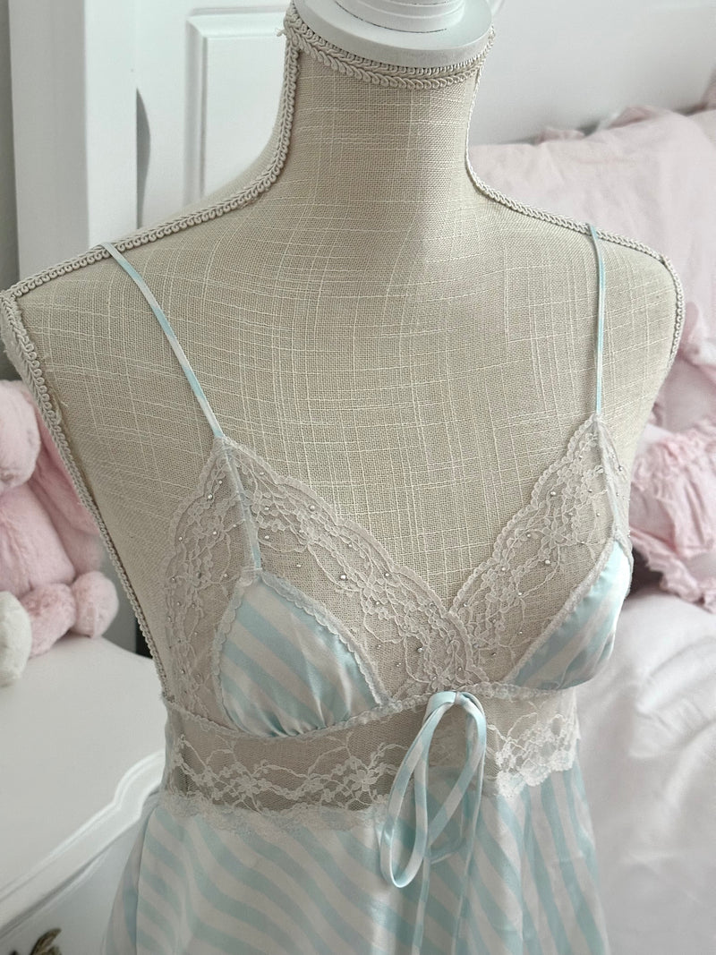 Vintage 2011 Victoria’s Secret Blue & White Striped Babydoll Cami Top Size: S