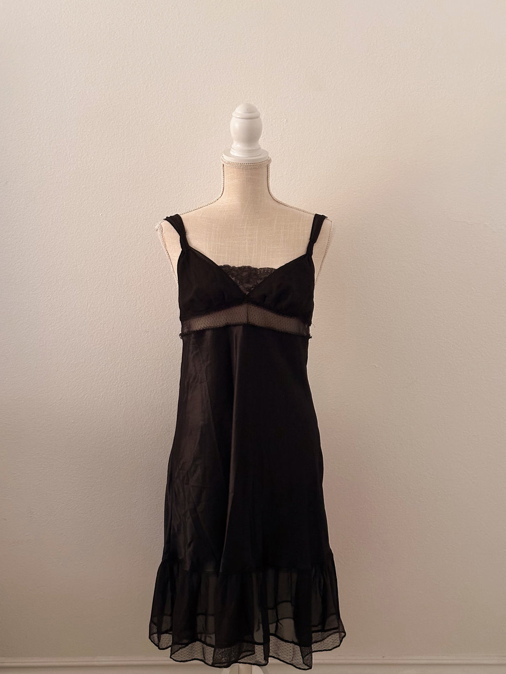 Victoria's Secret black nightgown from 2006