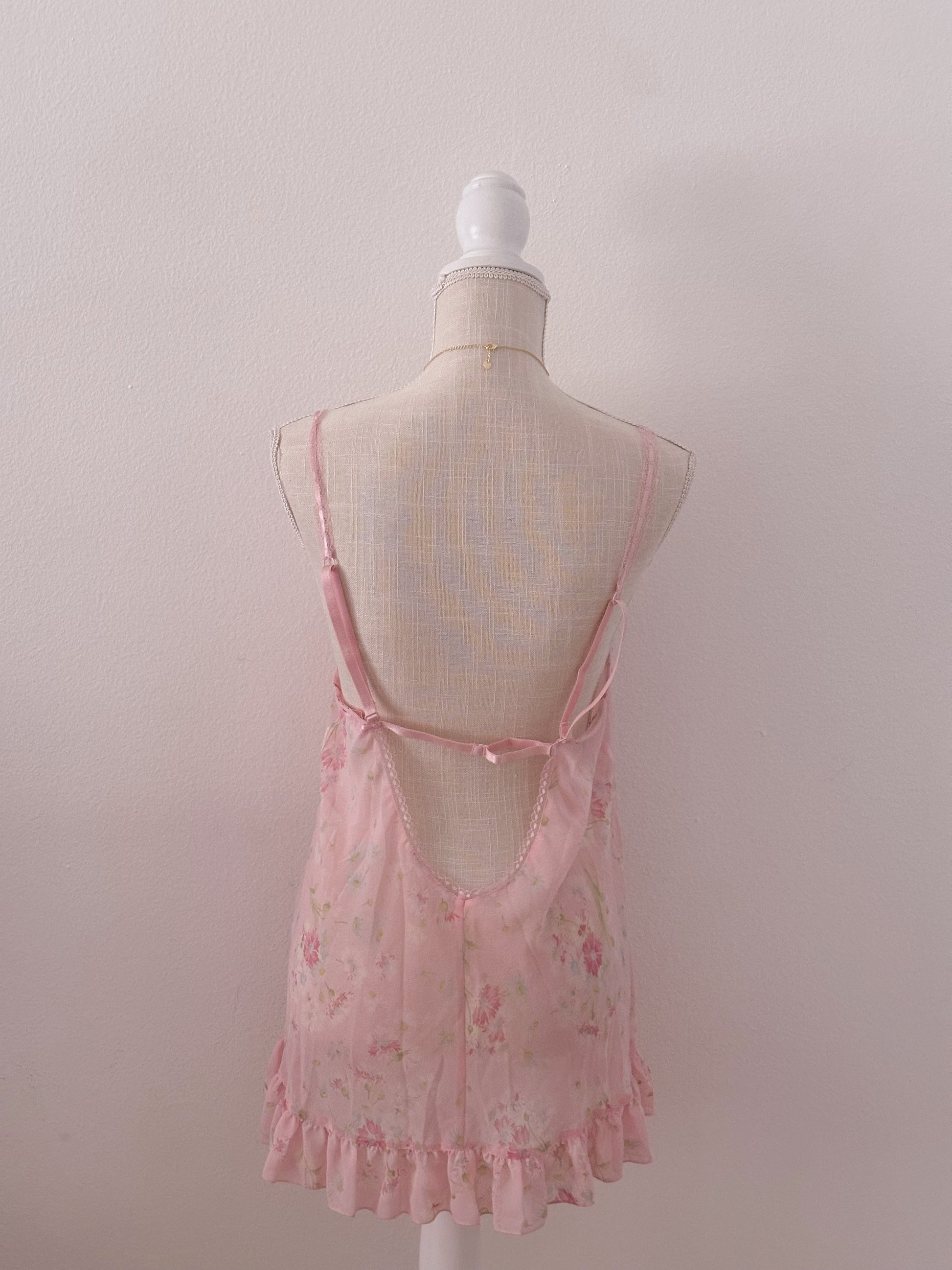 Vintage Victoria's Secret pink floral Babydoll as seen on Maggie Lindemann size: L