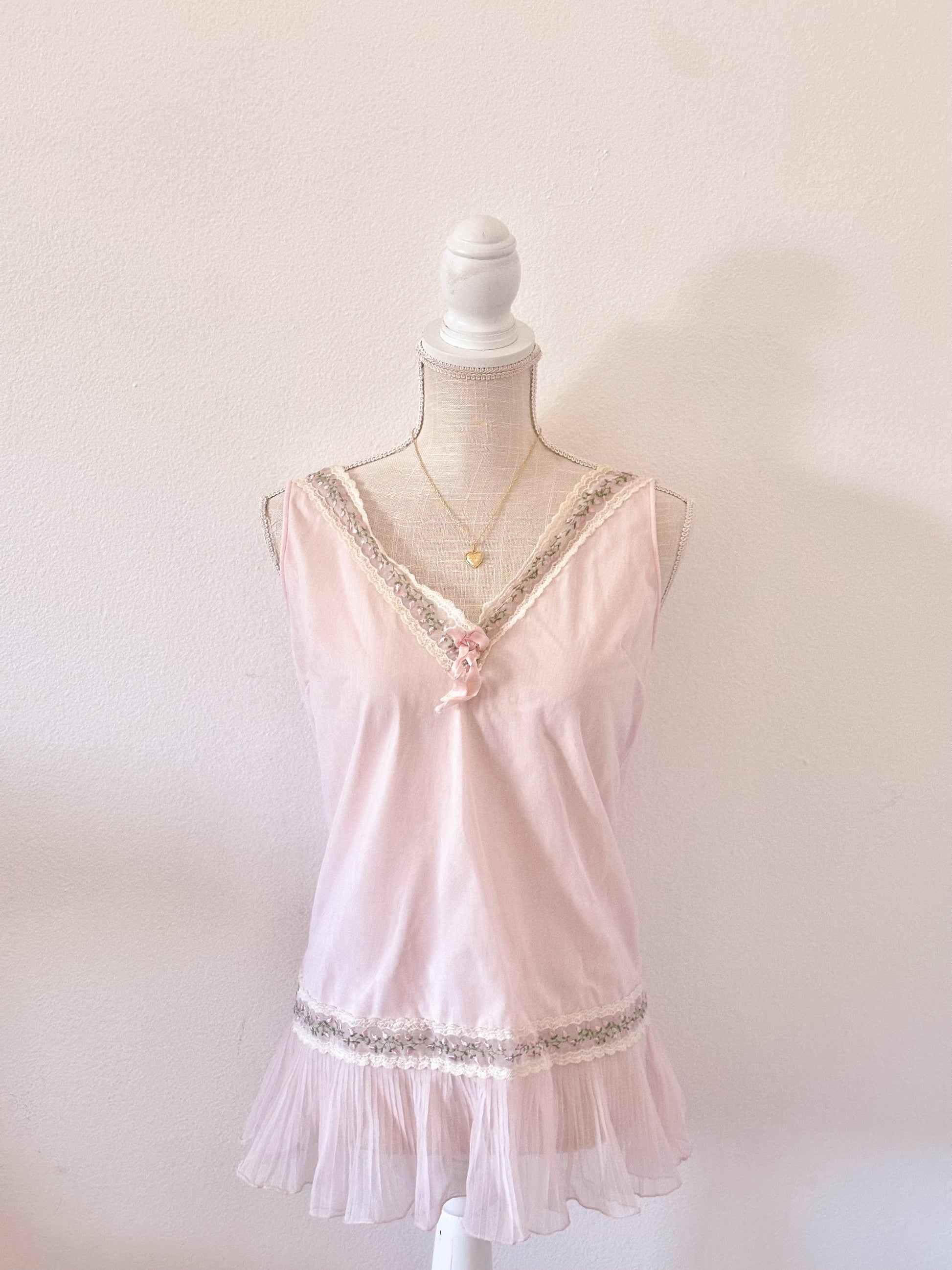 Authentic 1950s Miss Elaine Pink Shabby Chic Babydoll Nightgown Size: S