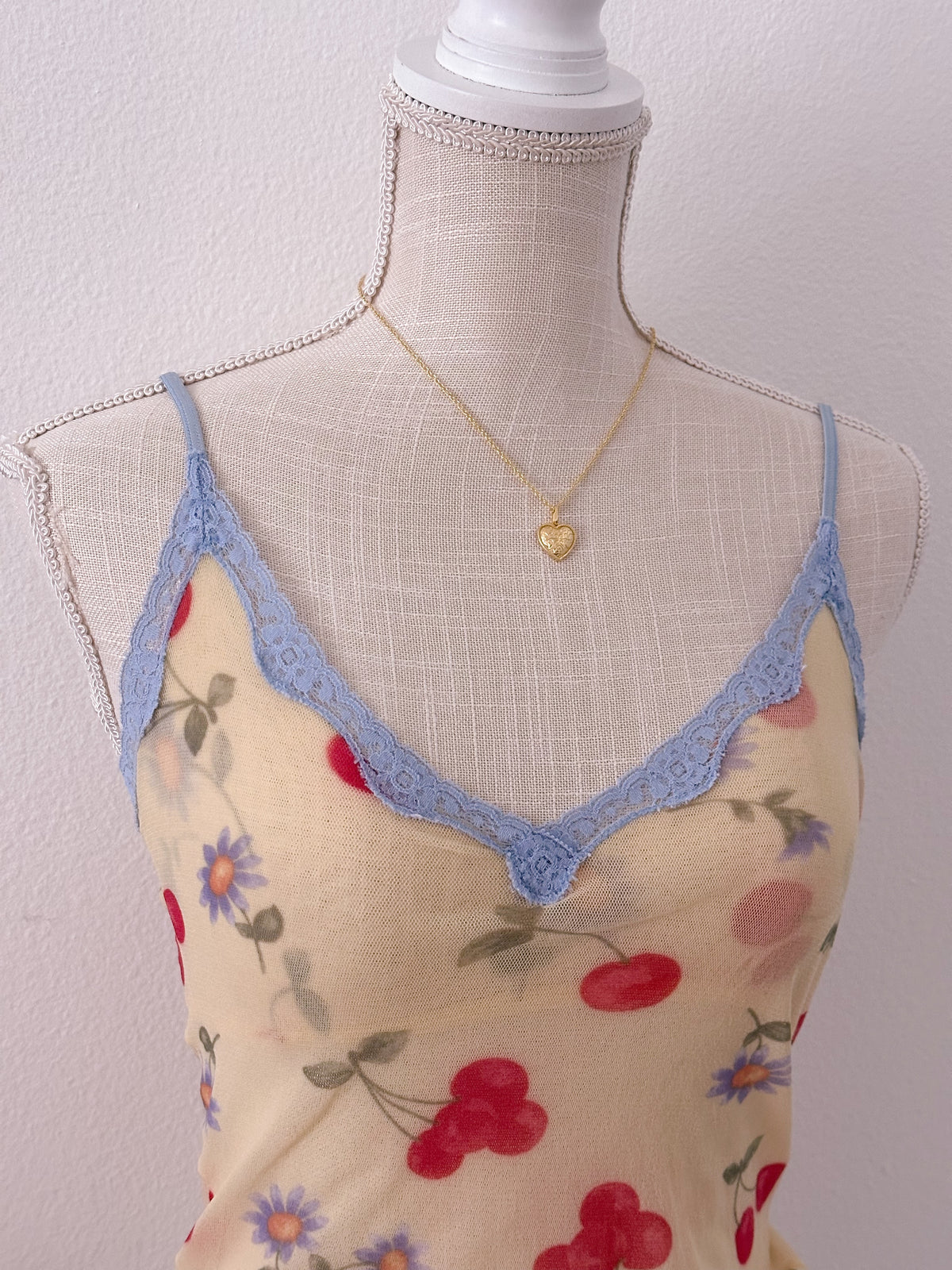 Vintage Victoria's Secret yellow cherry cami size: M
