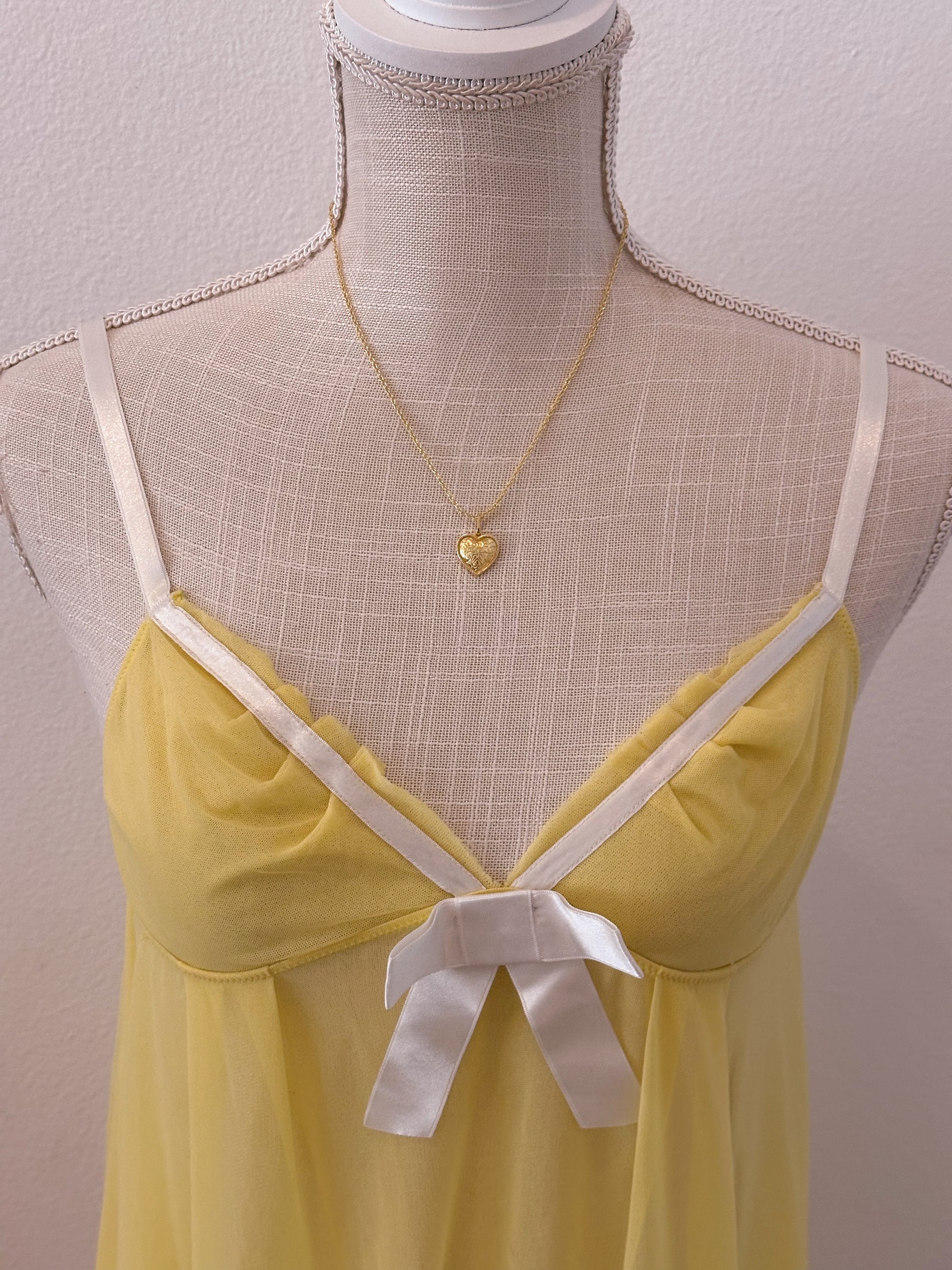 Vintage yellow Sabrina Carpenter Victoria's Secret babydoll slip dress size: M