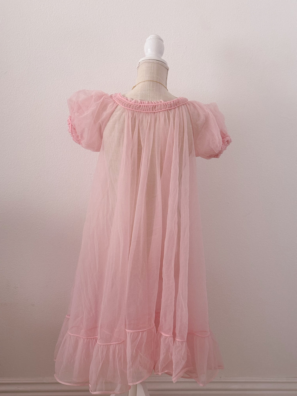 Vintage 1950s peignoir robe