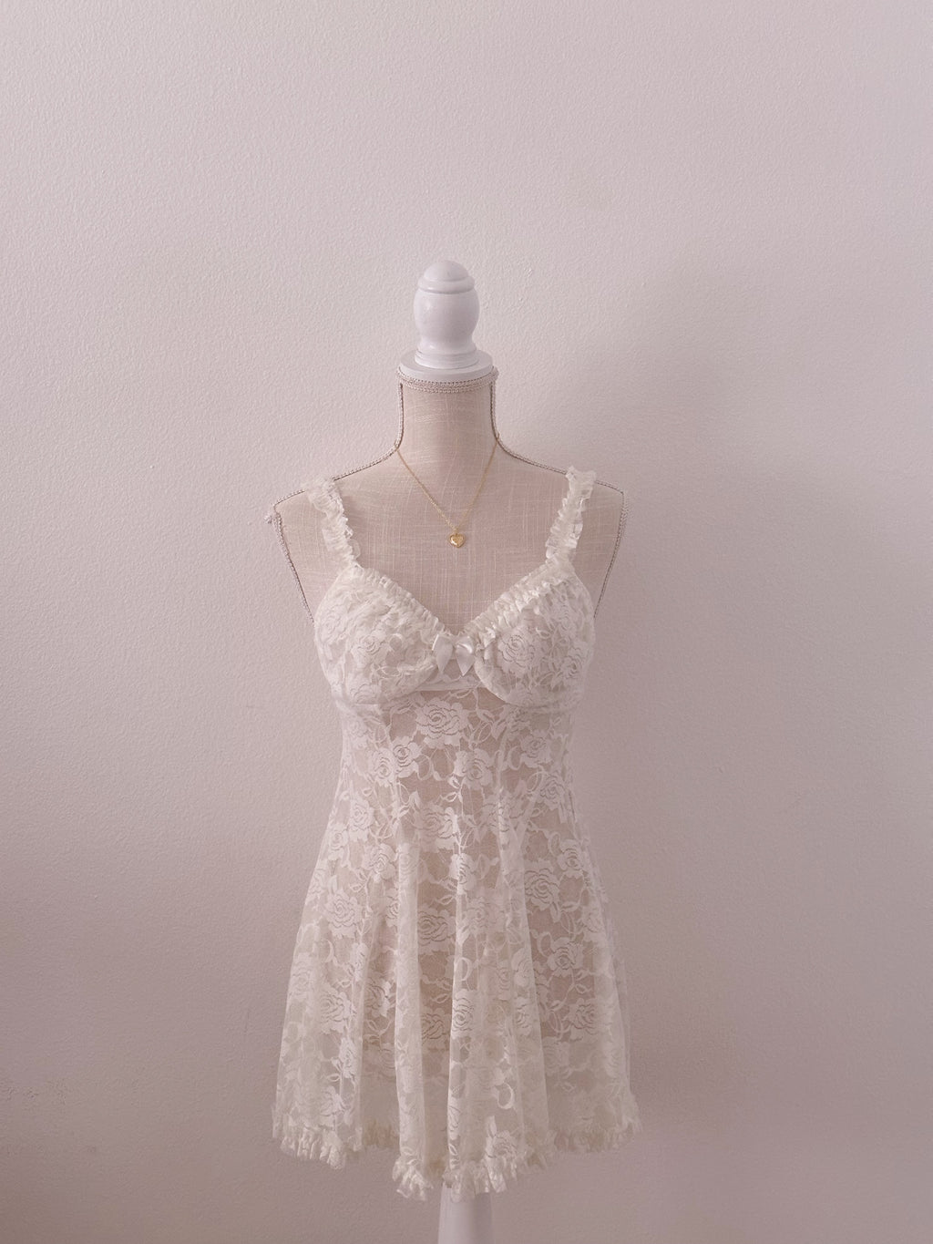 Vintage Madison Beer white babydoll slip dress size: S