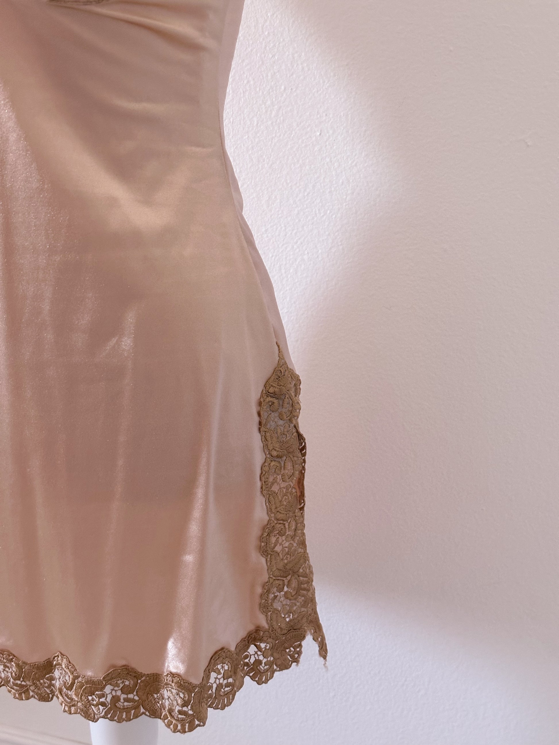 Vintage Victoria's Secret 1998 Gold babydoll slip dress size: 34 C