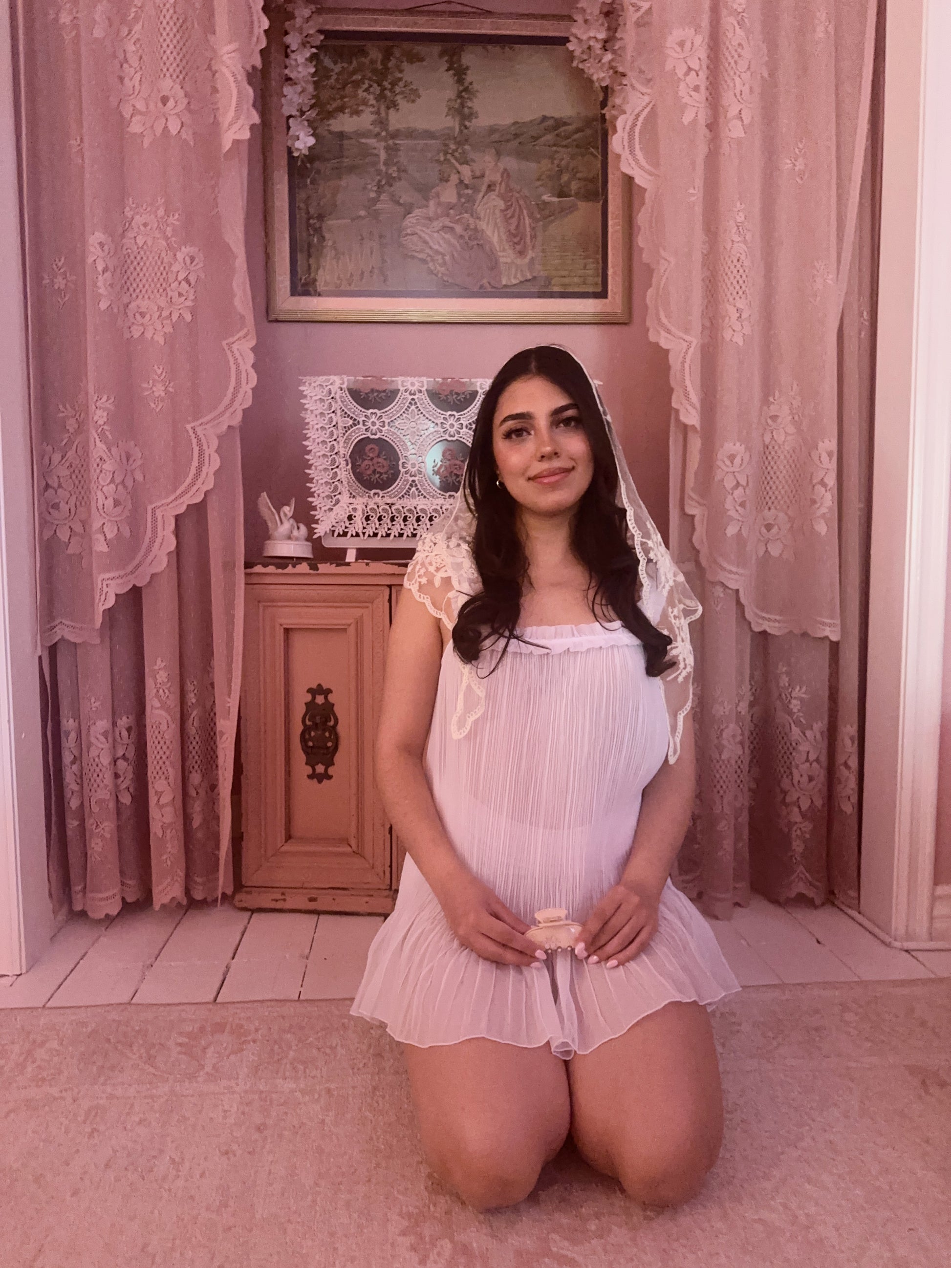sabrina carpenter babydoll dress Vintage Victoria's Secret Sabrina Carpenter white babydoll size: S