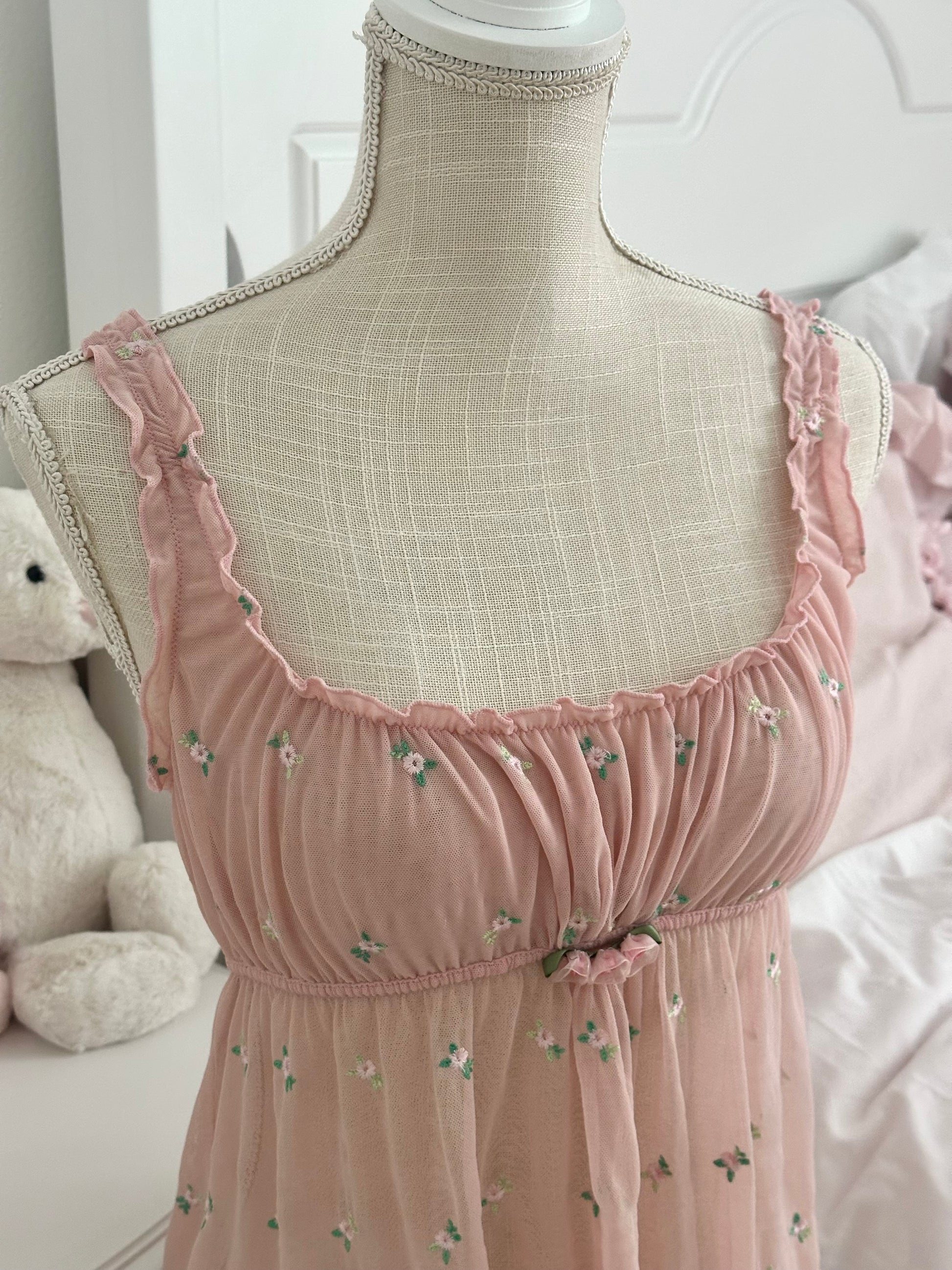 Vintage 2004 Victoria’s Secret Pink Floral Milkmaid Cami Top Size: L