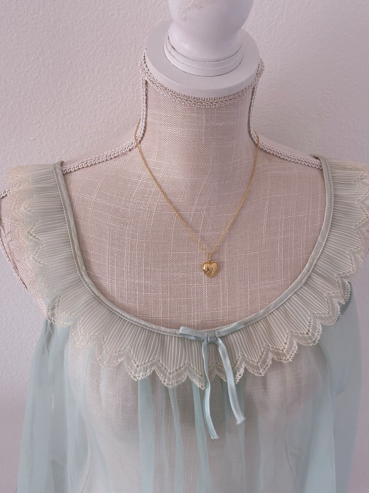 Vintage 1950s Sabrina Carpenter inspired babydoll size: one size