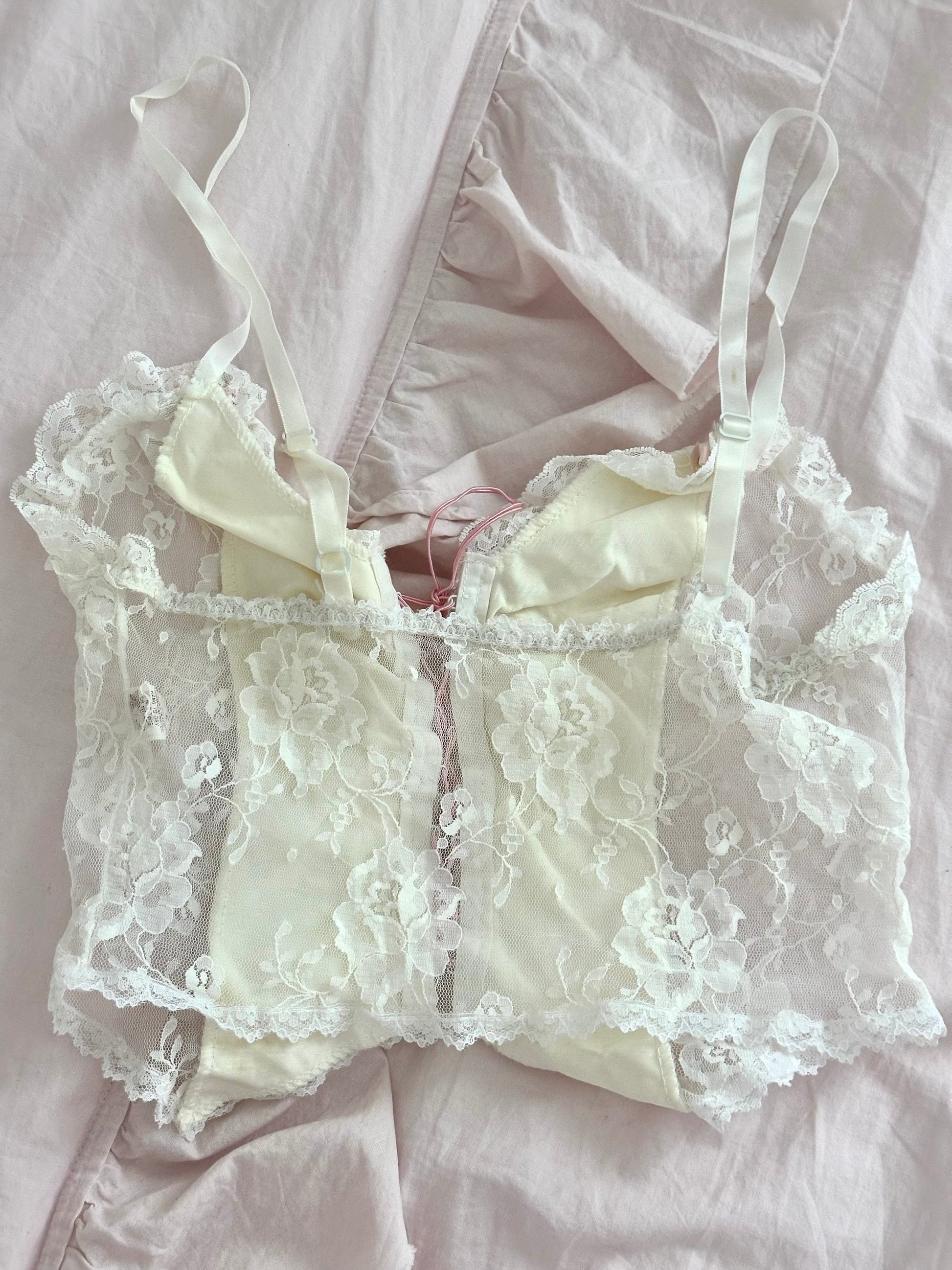 Vintage 90s Emil Bole Ivory Lace Rose Cami Top Size: S