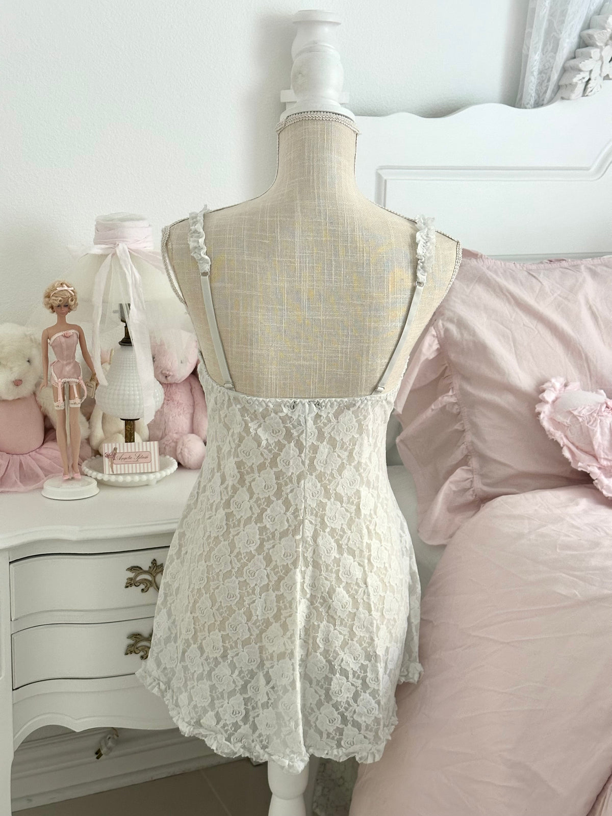 Vintage Y2K Cinema Etoile White Lace Babydoll Dress Madison Beer Size: M
