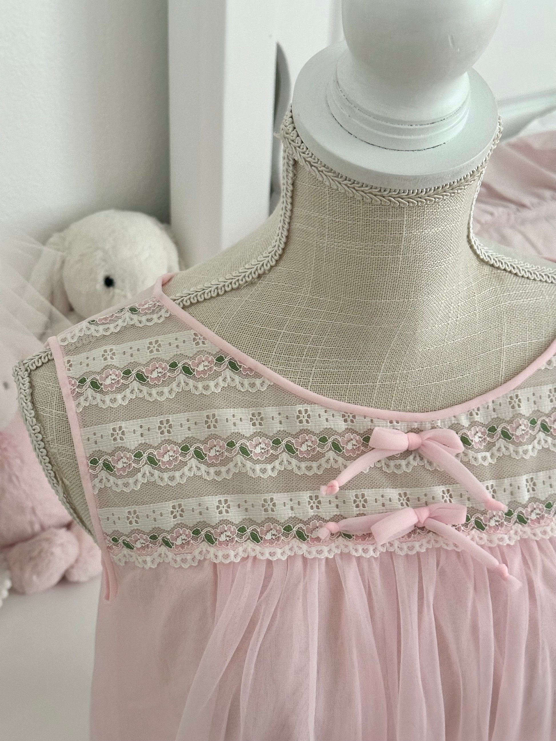 Vintage 1950s Pink Nylon Babydoll Dress Made in USA Size: M