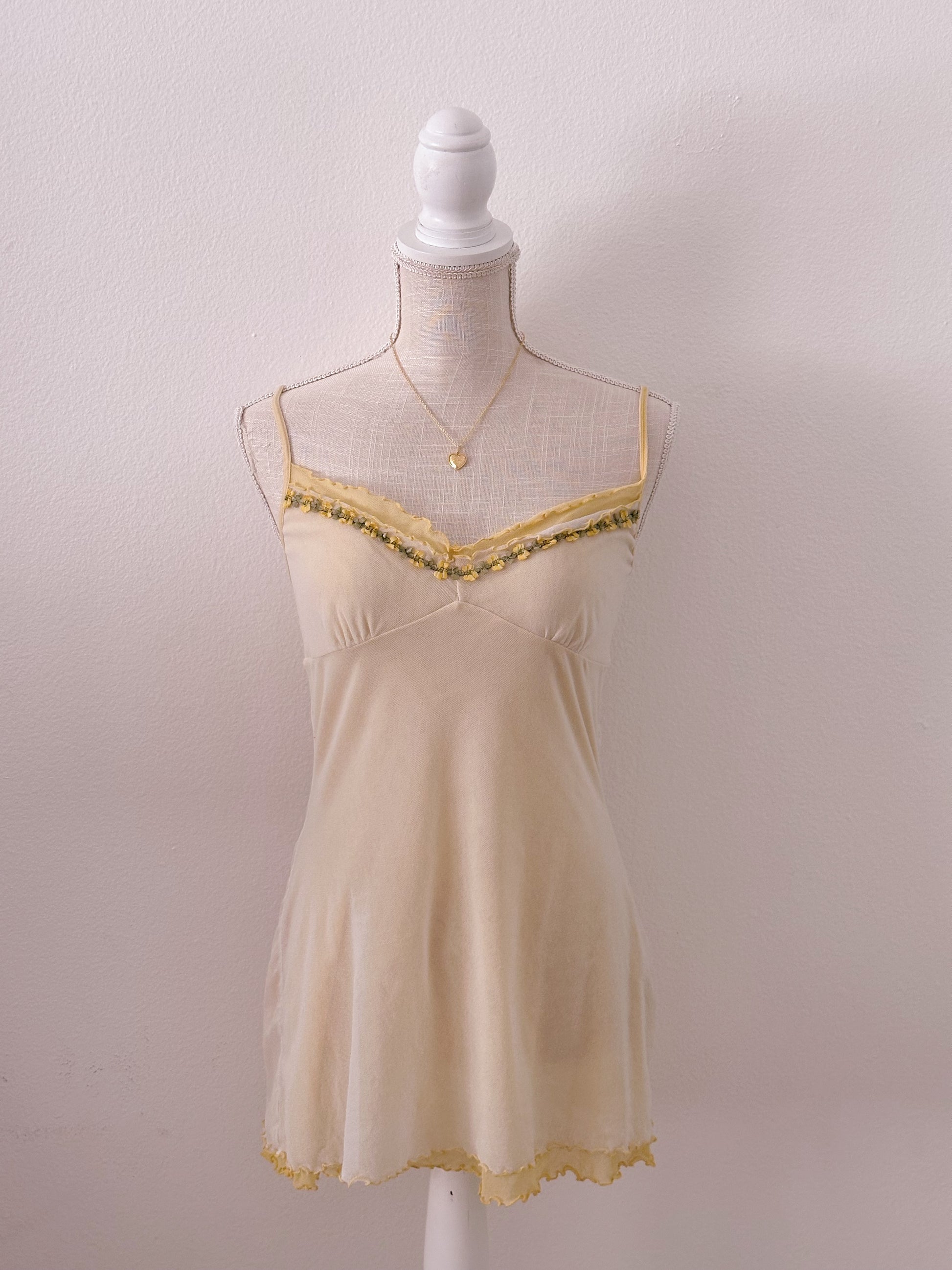 Vintage Victoria's Secret sheer yellow floral babydoll slip dress size: S