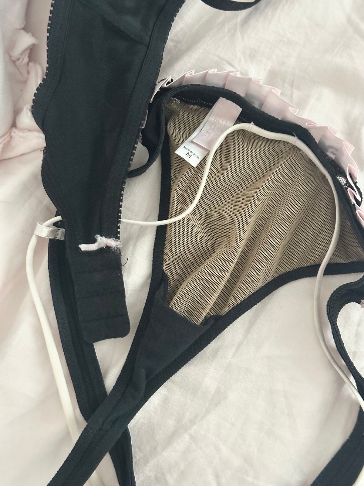 Vintage 2005 Victoria’s Secret Sexy Little Things Black & Pink Lingerie Set 34C / M