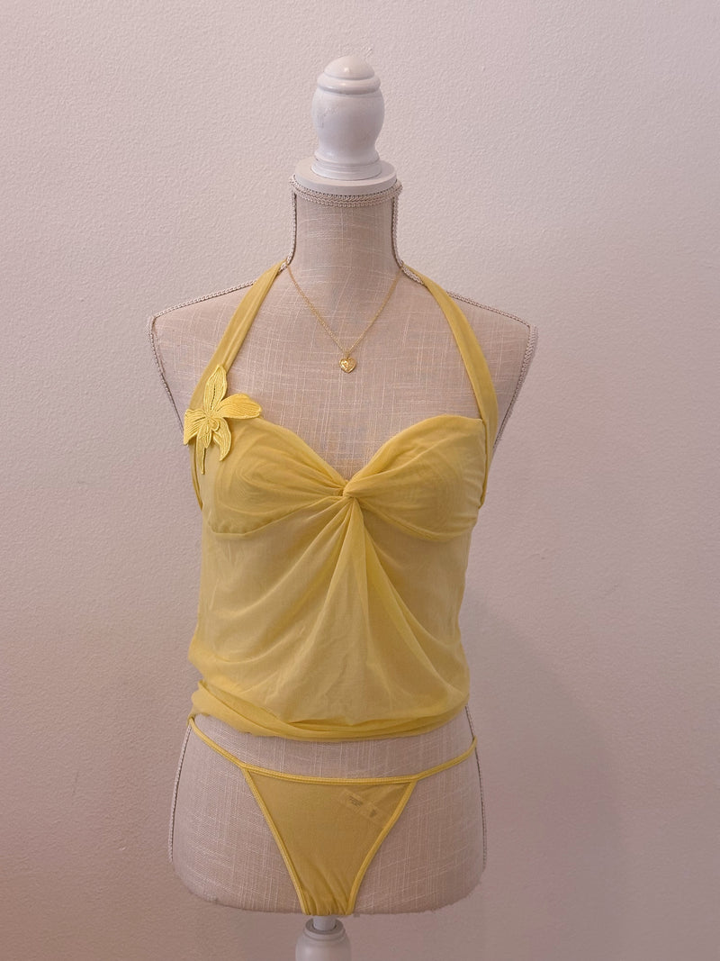 Victoria's Secret vintage yellow three-piece set Size: 34 B