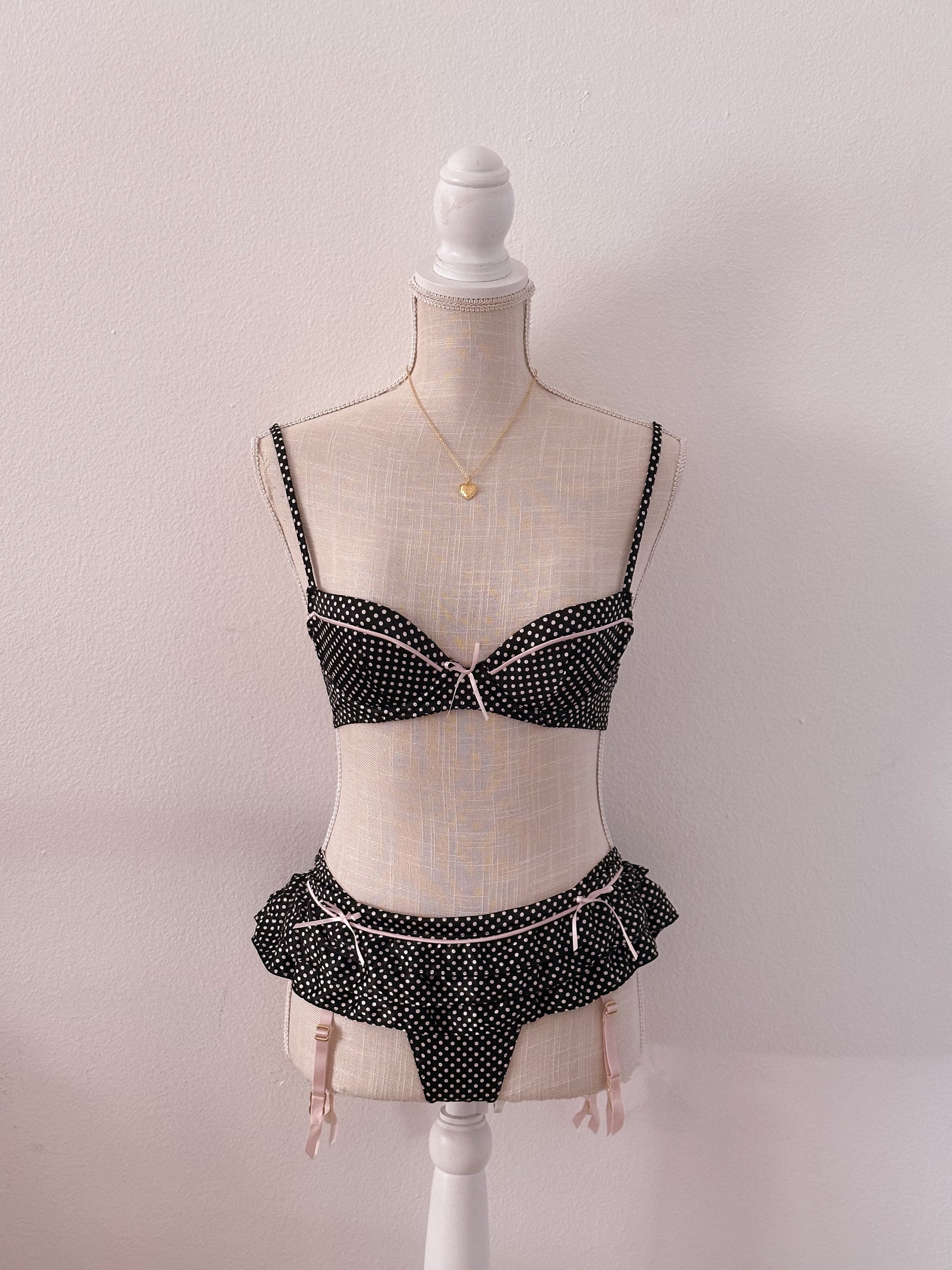 Vintage Victoria's Secret Black and pink polka dot lingerie Set Size: 32 B/ S